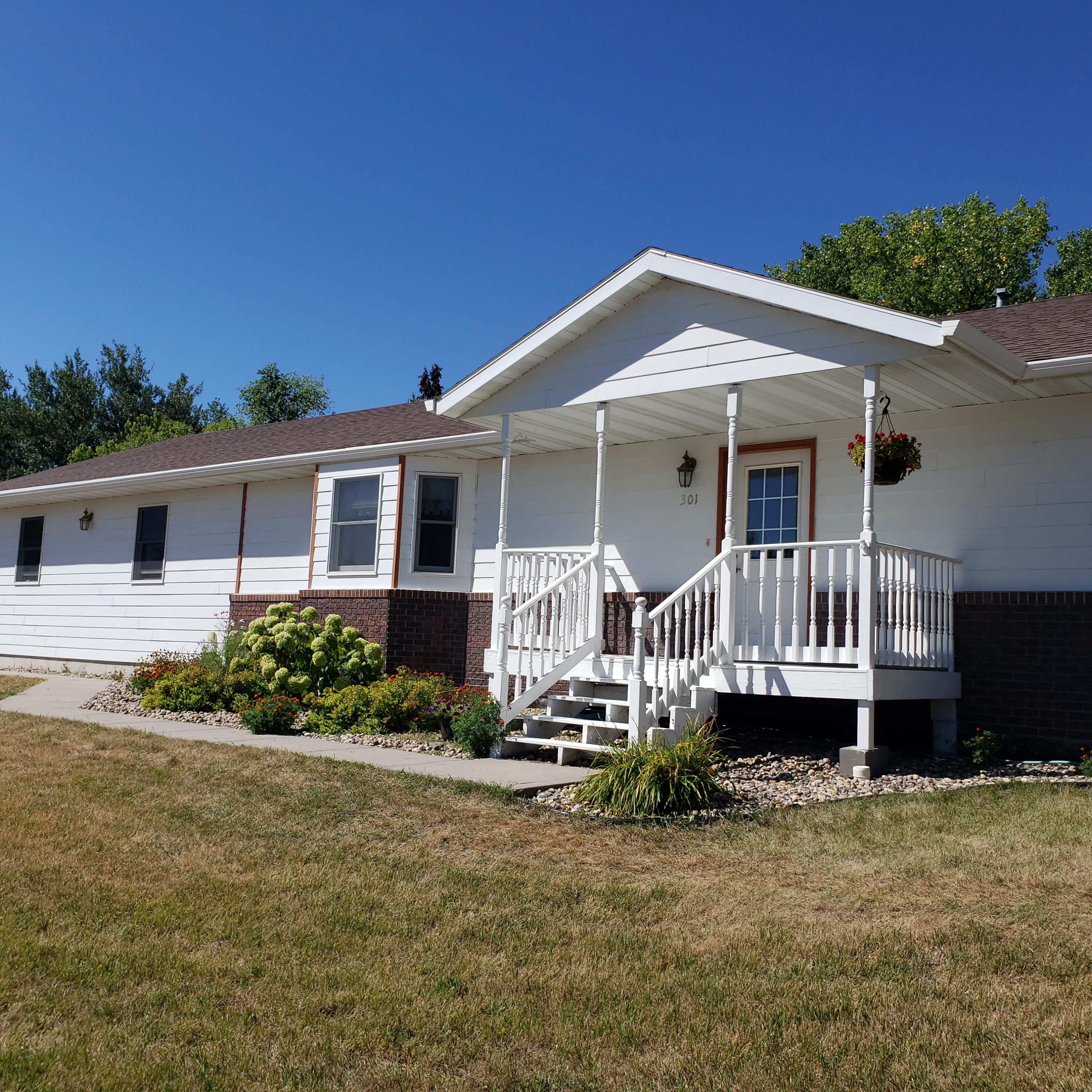 301 N College Ave
