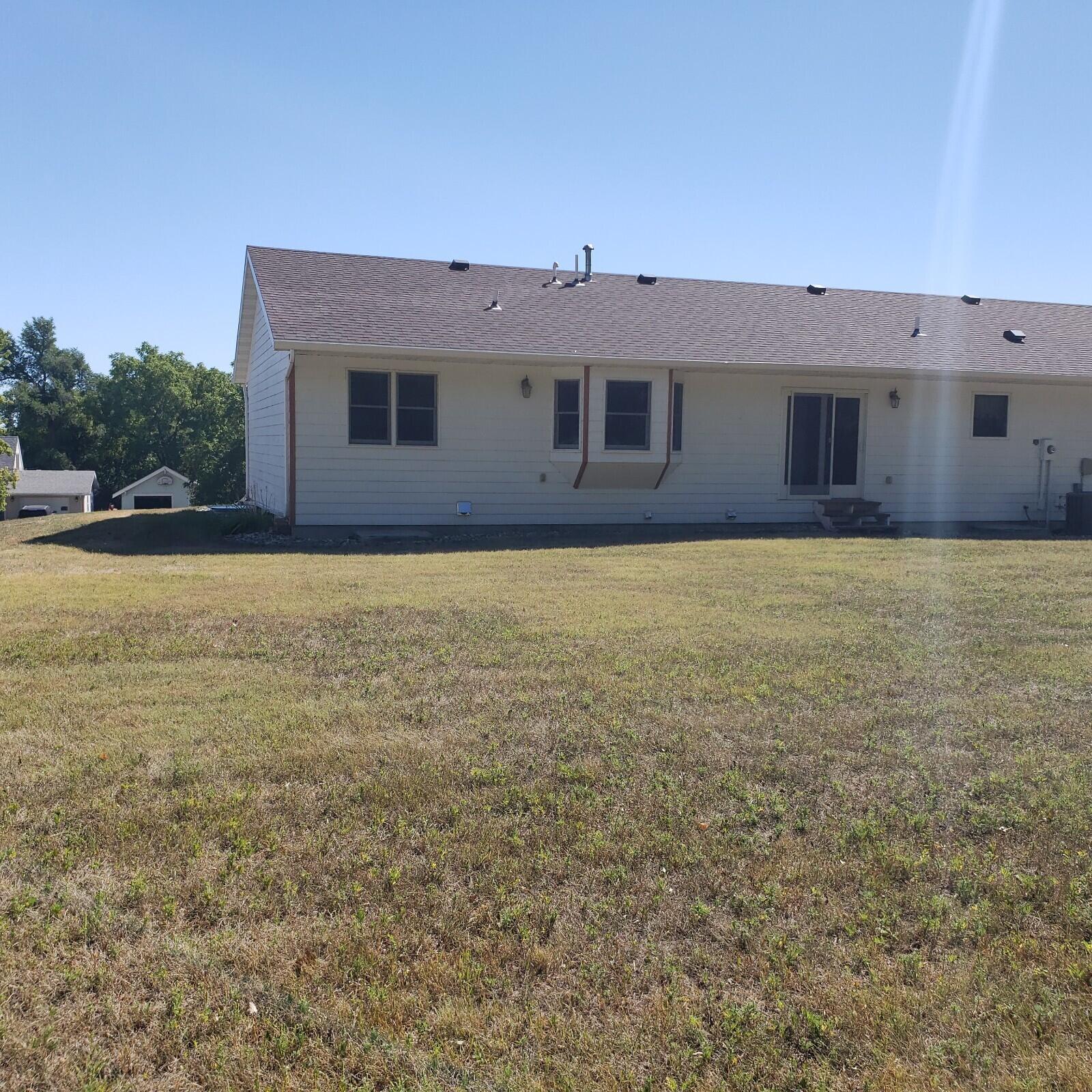 301 N College Ave