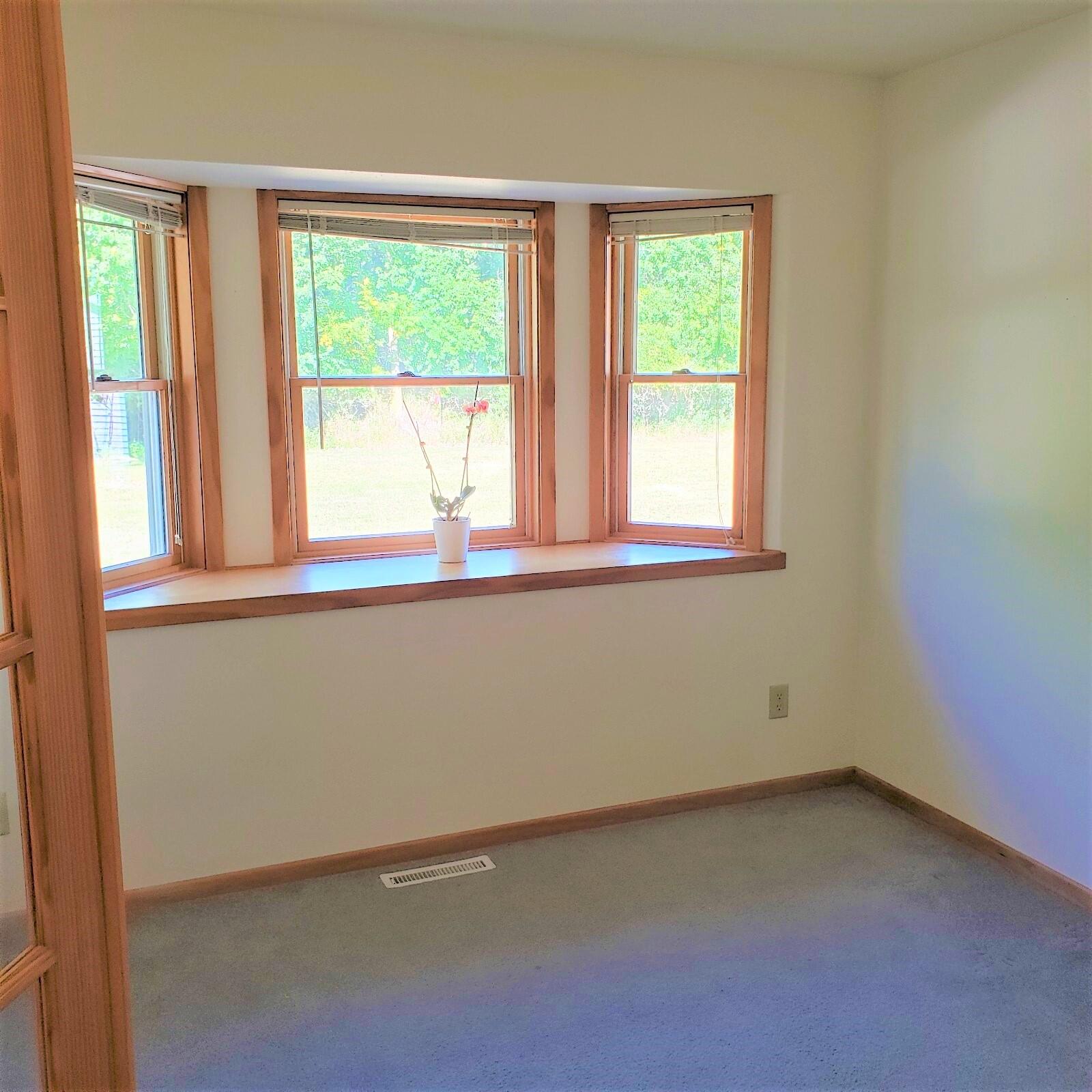 301 N College Ave