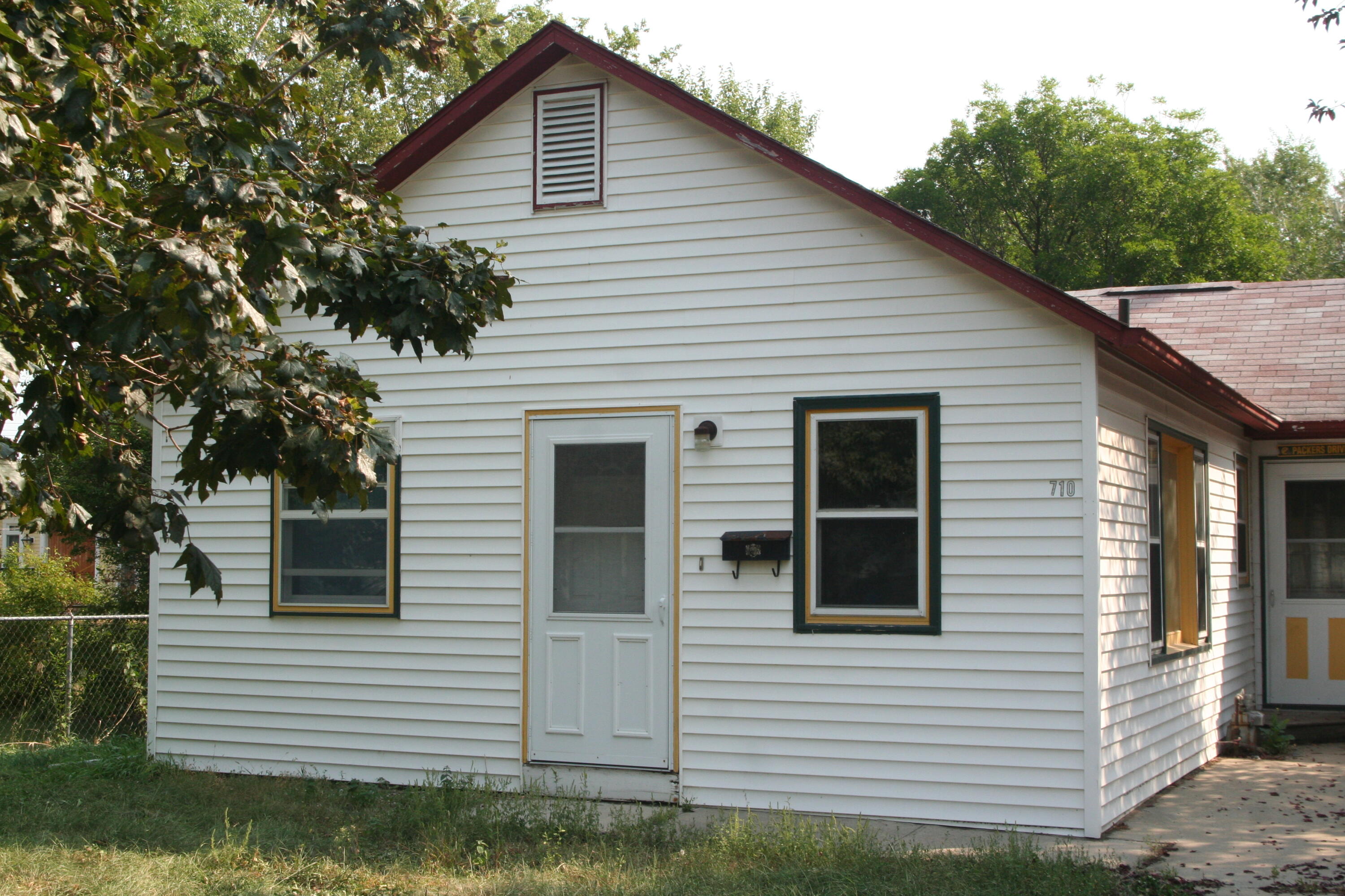 710 S Duff St