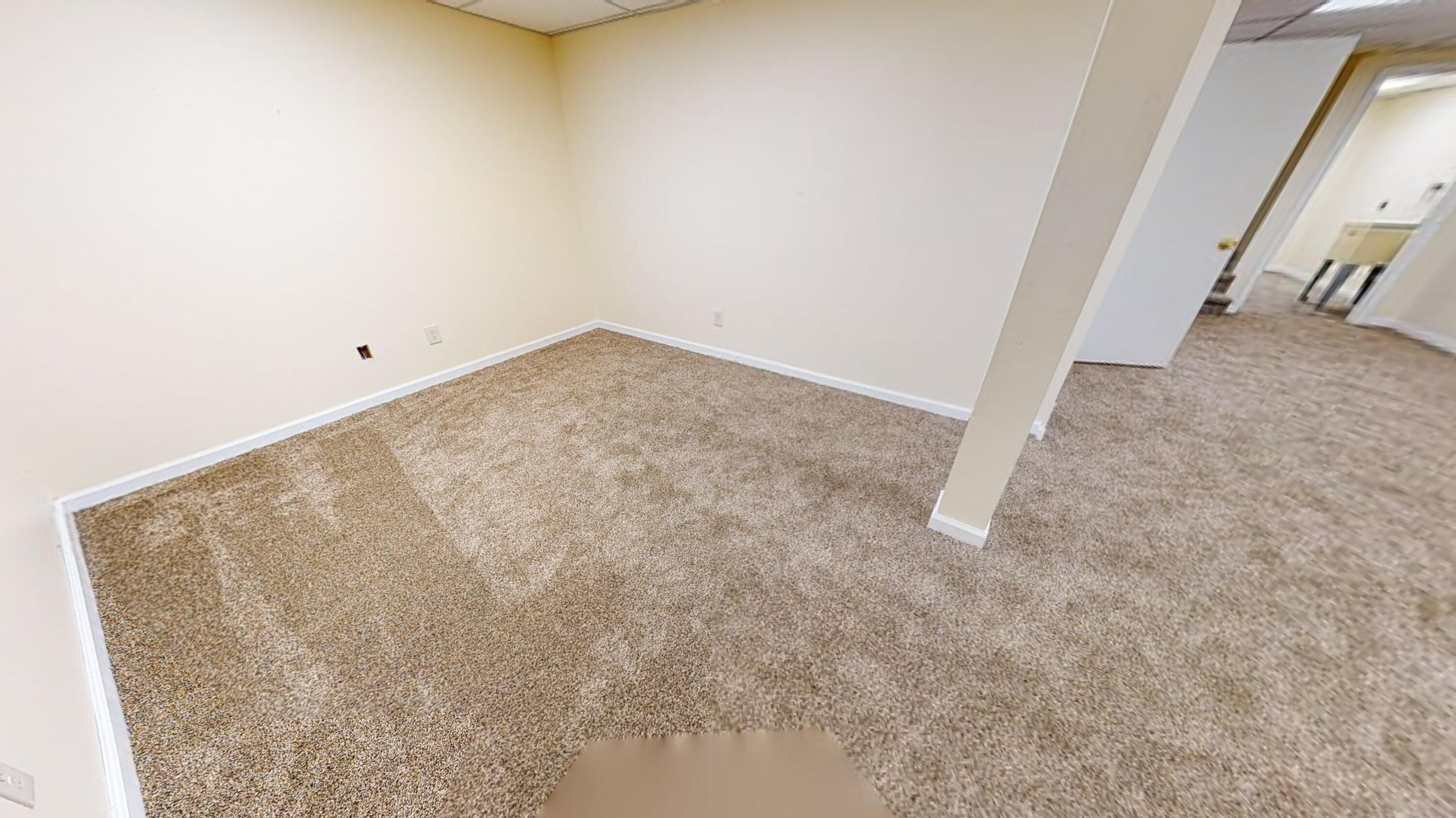 1121 W 4th Ave
