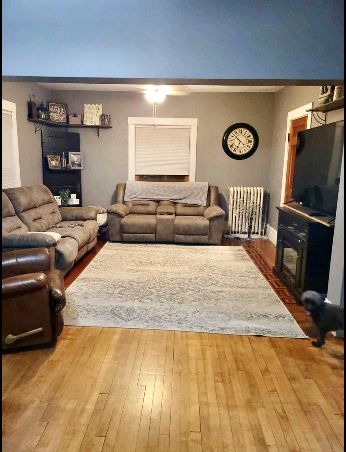 405 E Main St