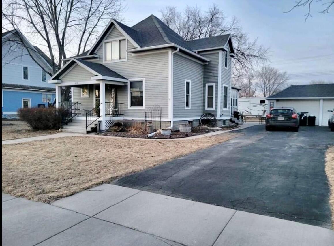 405 E Main St