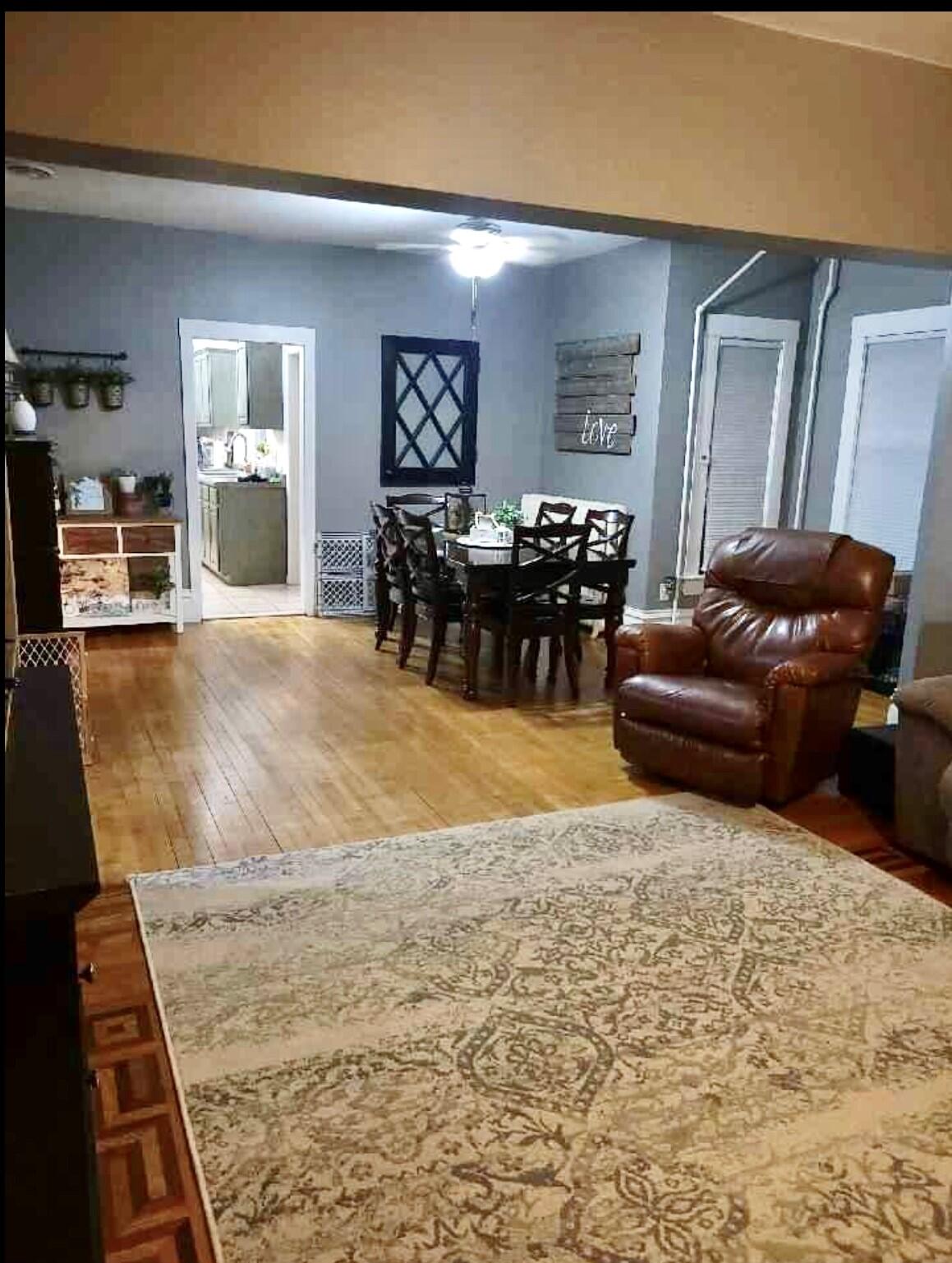 405 E Main St