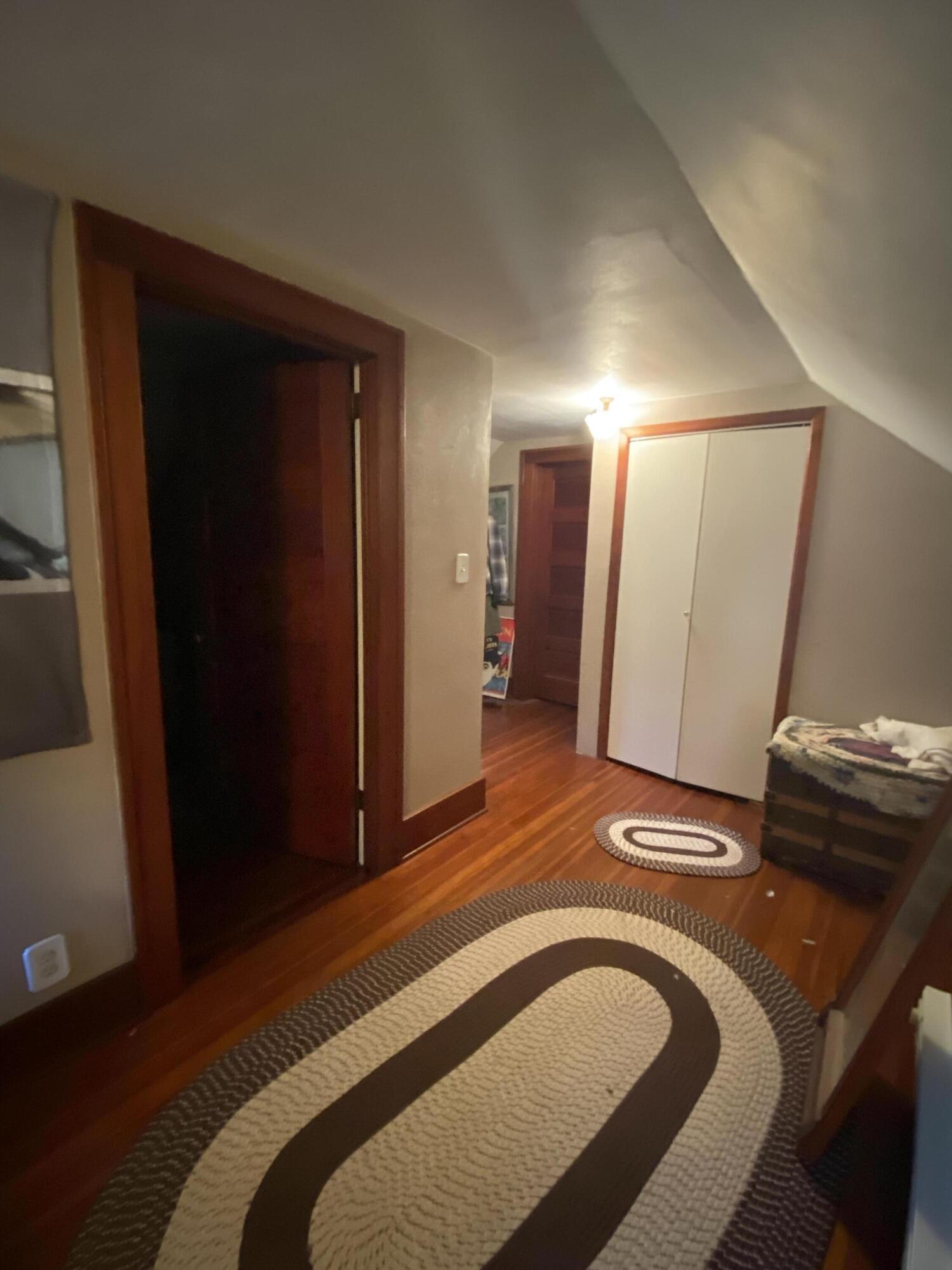 109 S Lafayette St