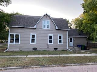 936 E 5th Ave