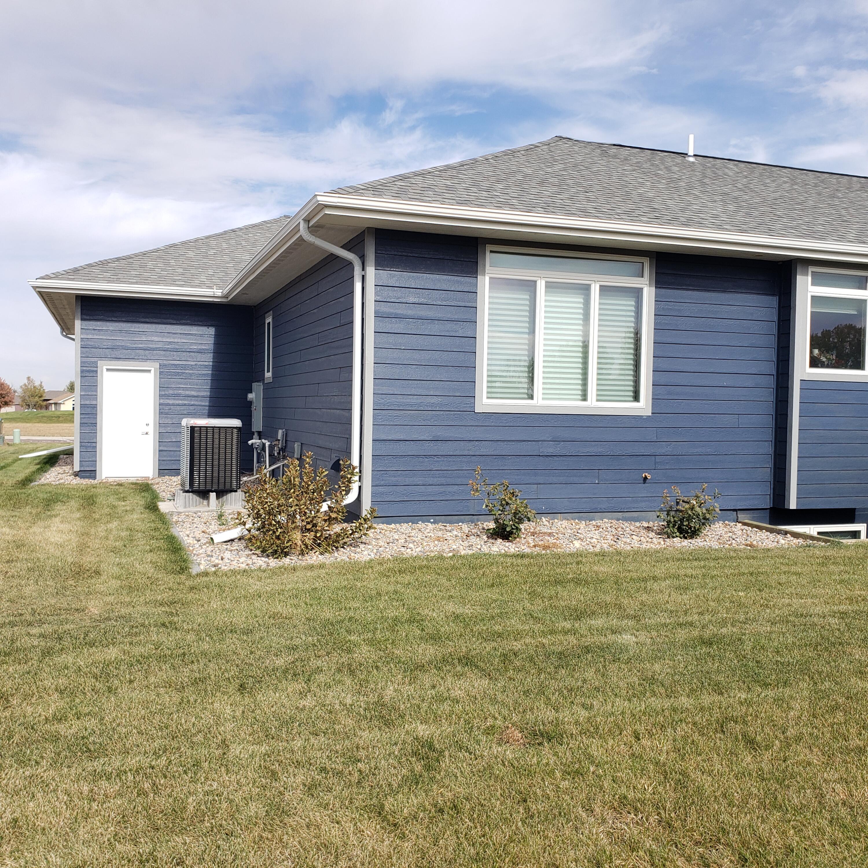 2103 Dean Dr