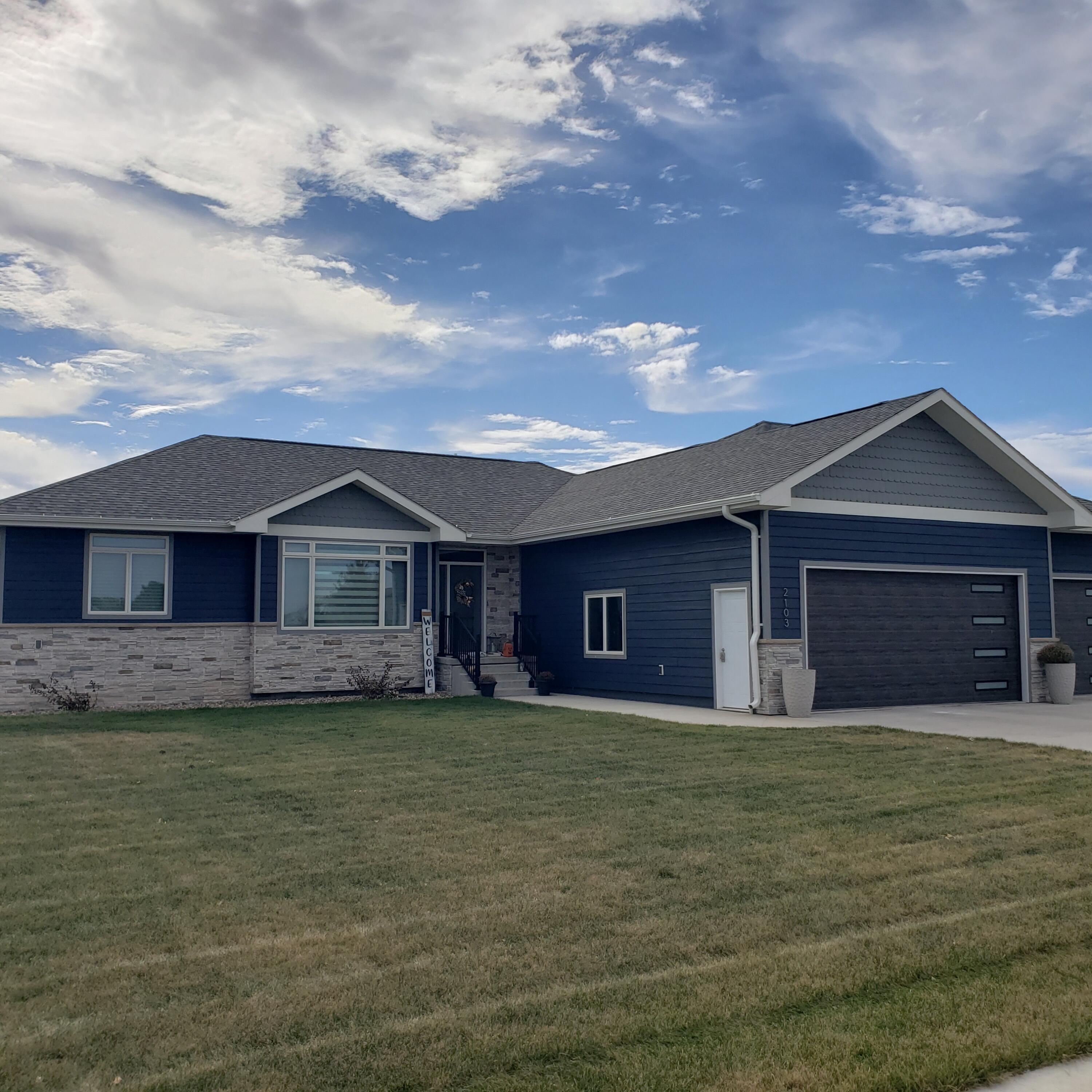 2103 Dean Dr