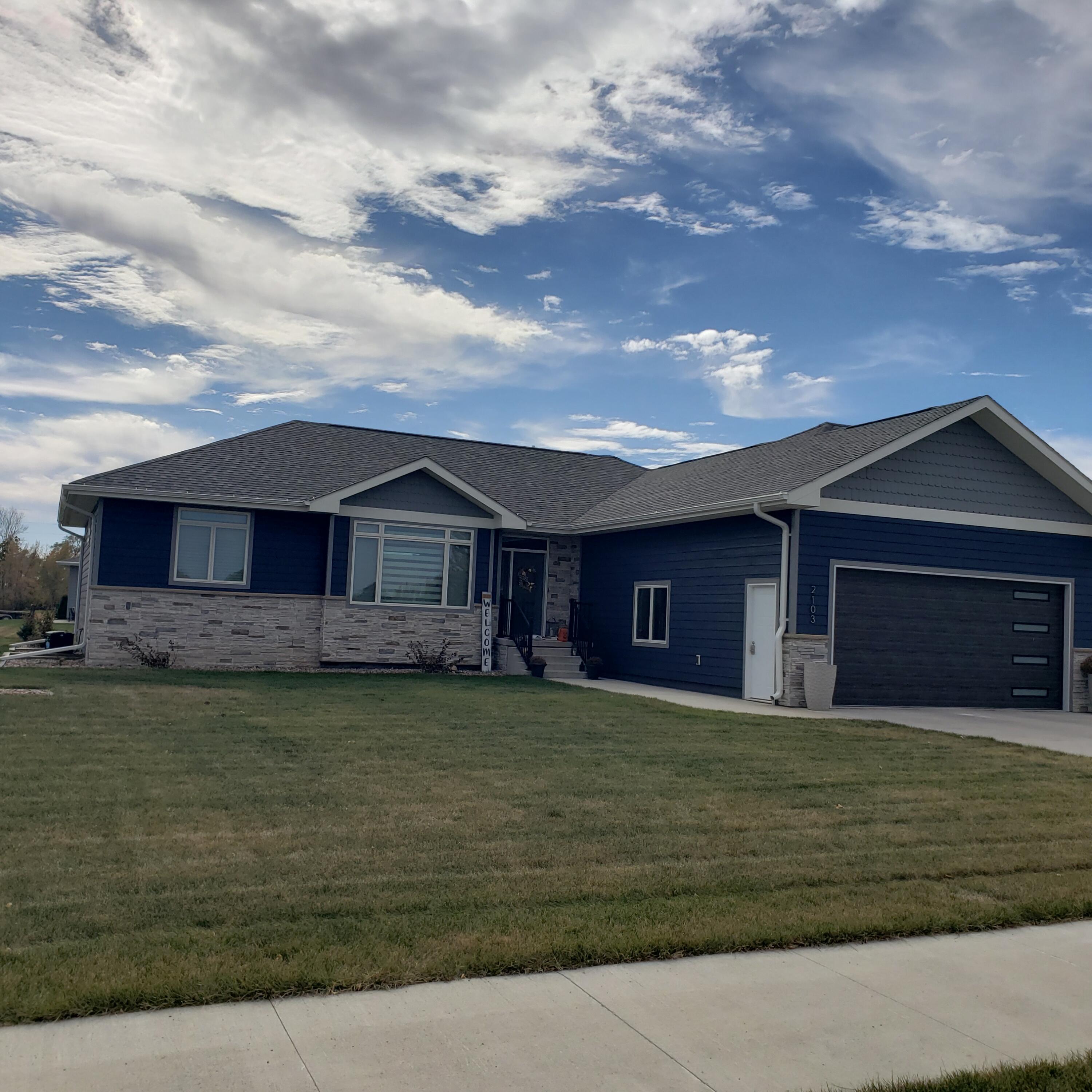 2103 Dean Dr