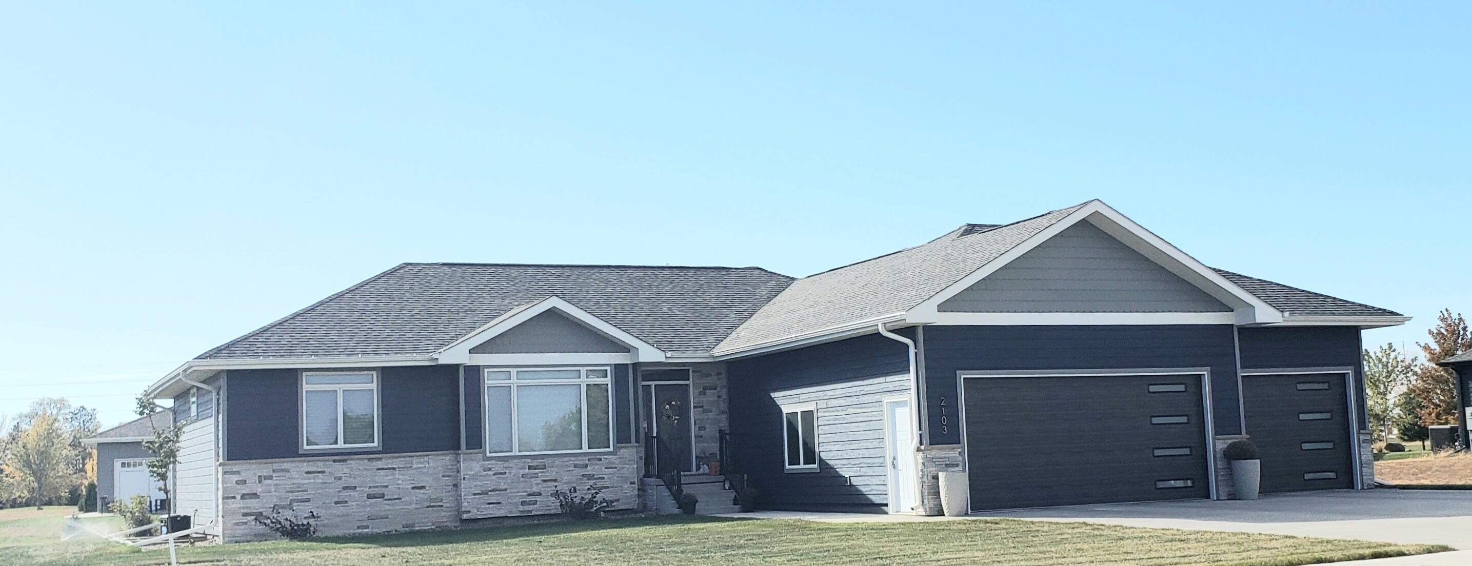 2103 Dean Dr