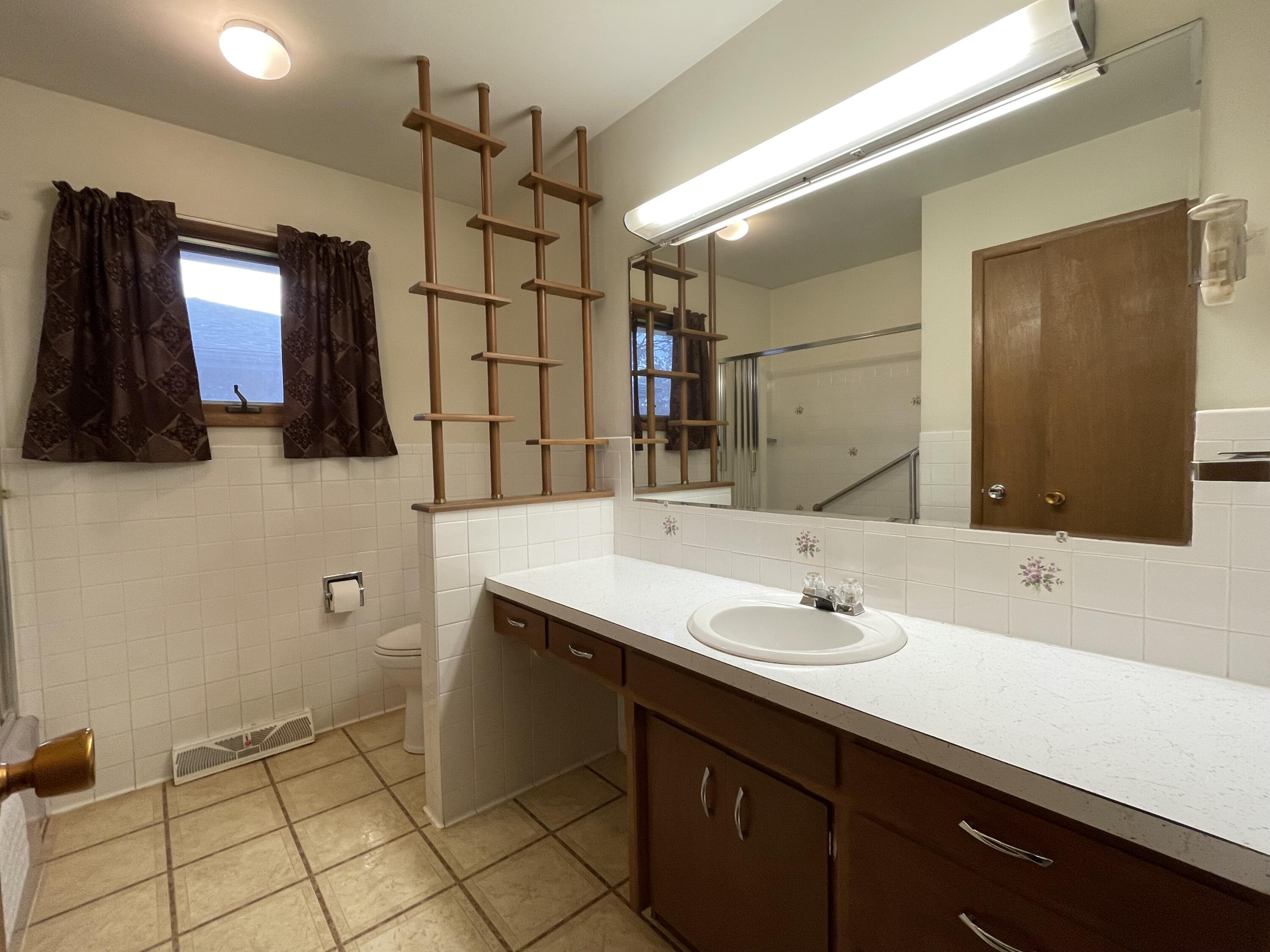 1318 Palmer Place