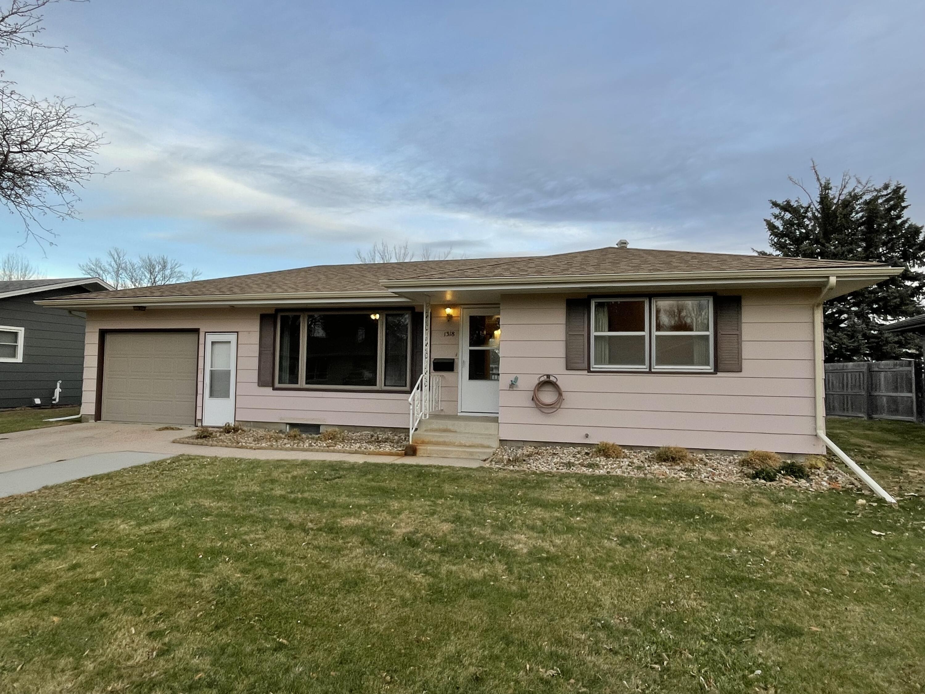 1318 Palmer Place