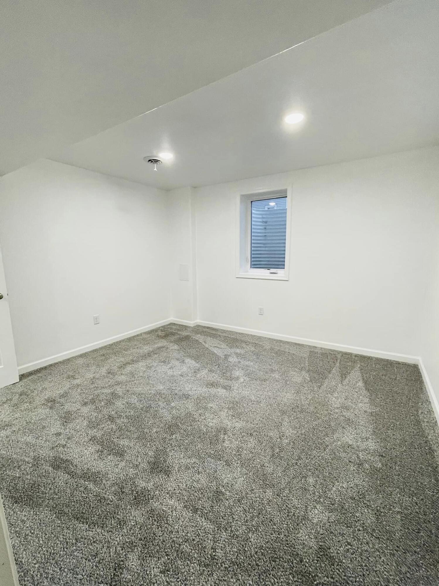 407 E 9th Ave