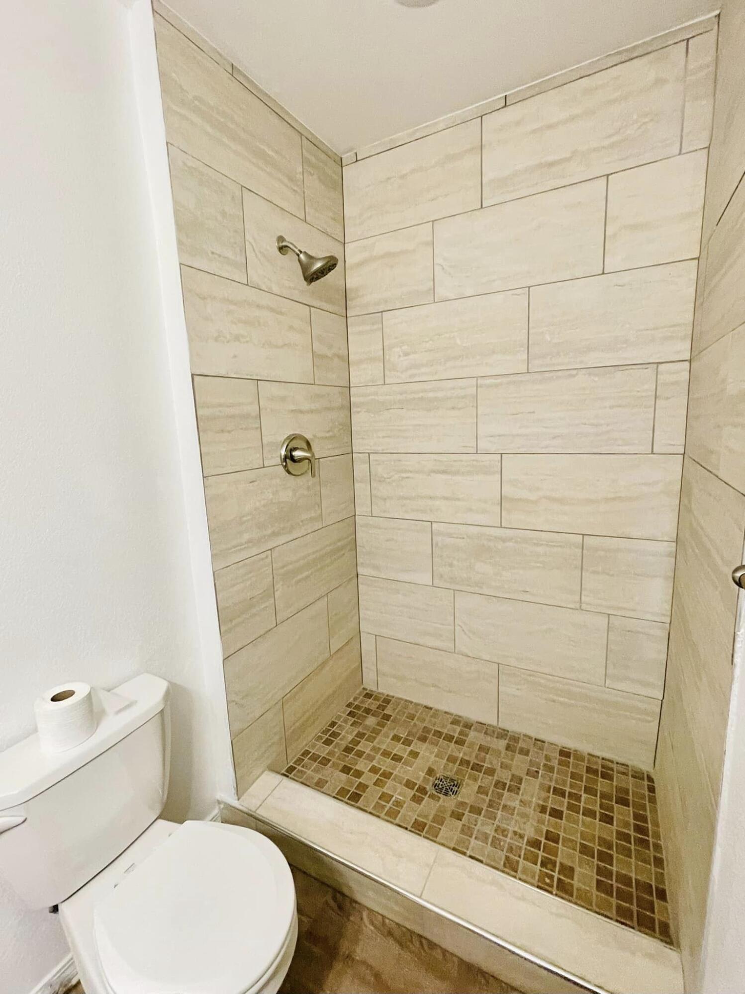 407 E 9th Ave