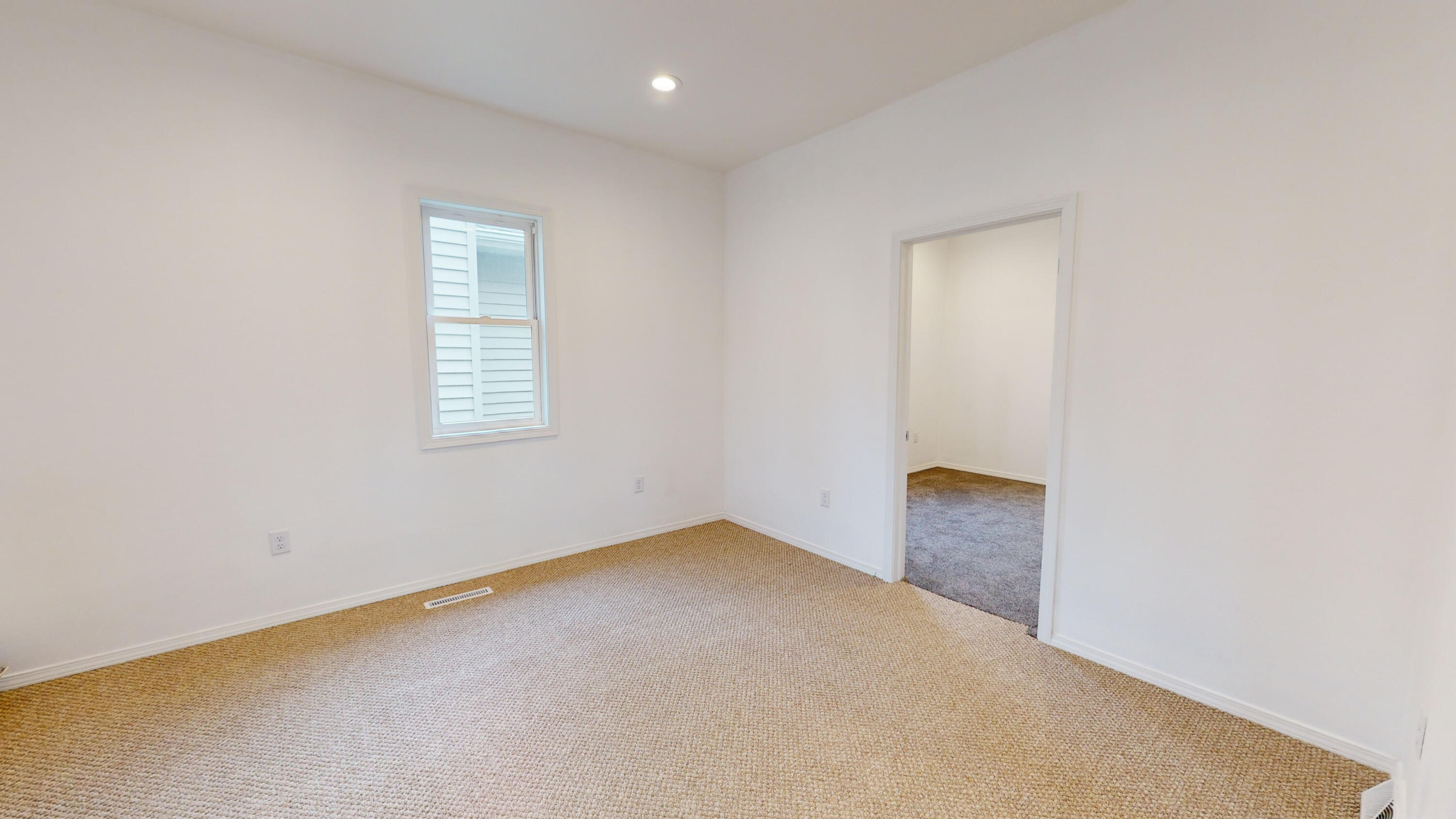407 E 9th Ave