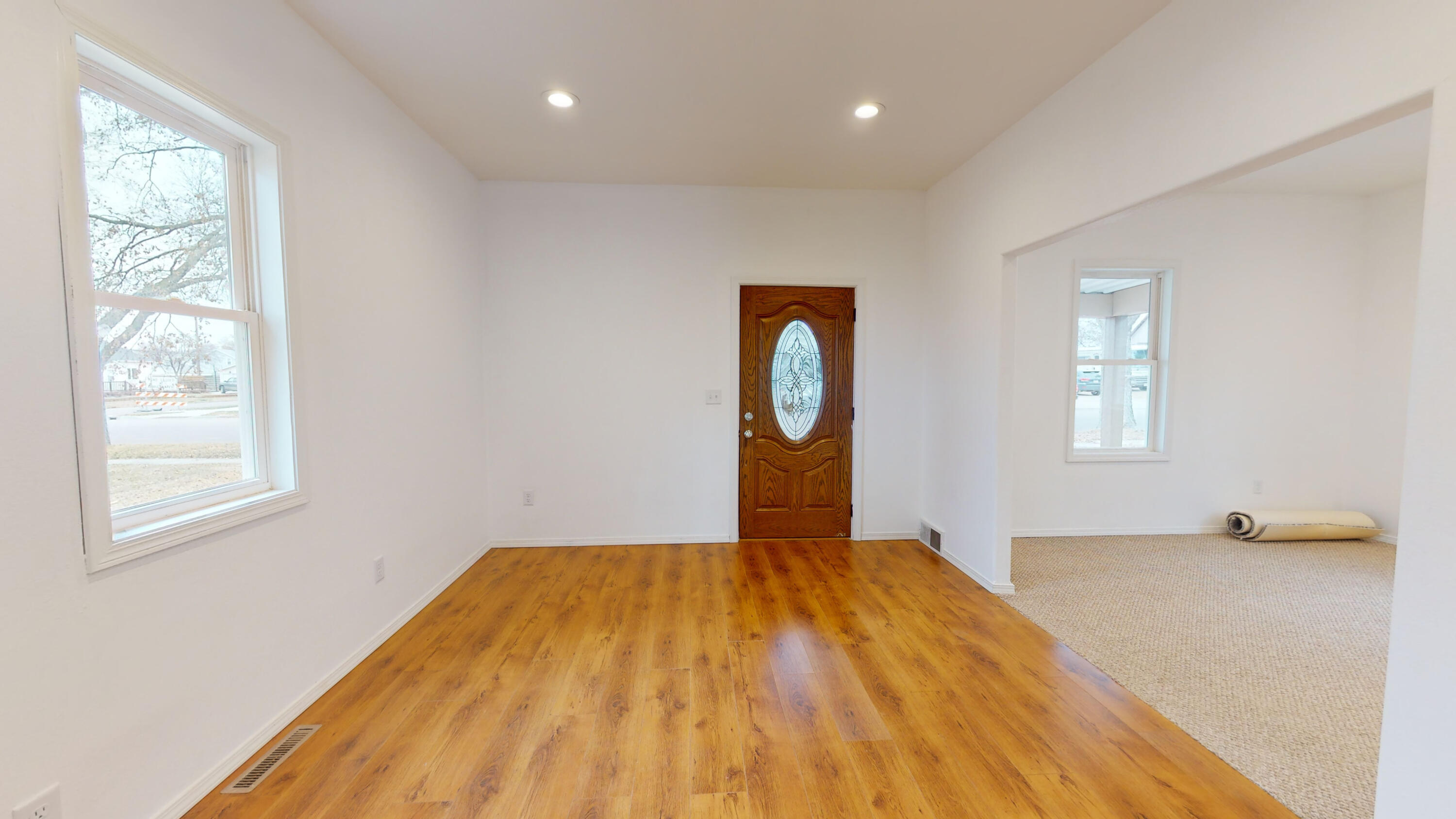 407 E 9th Ave