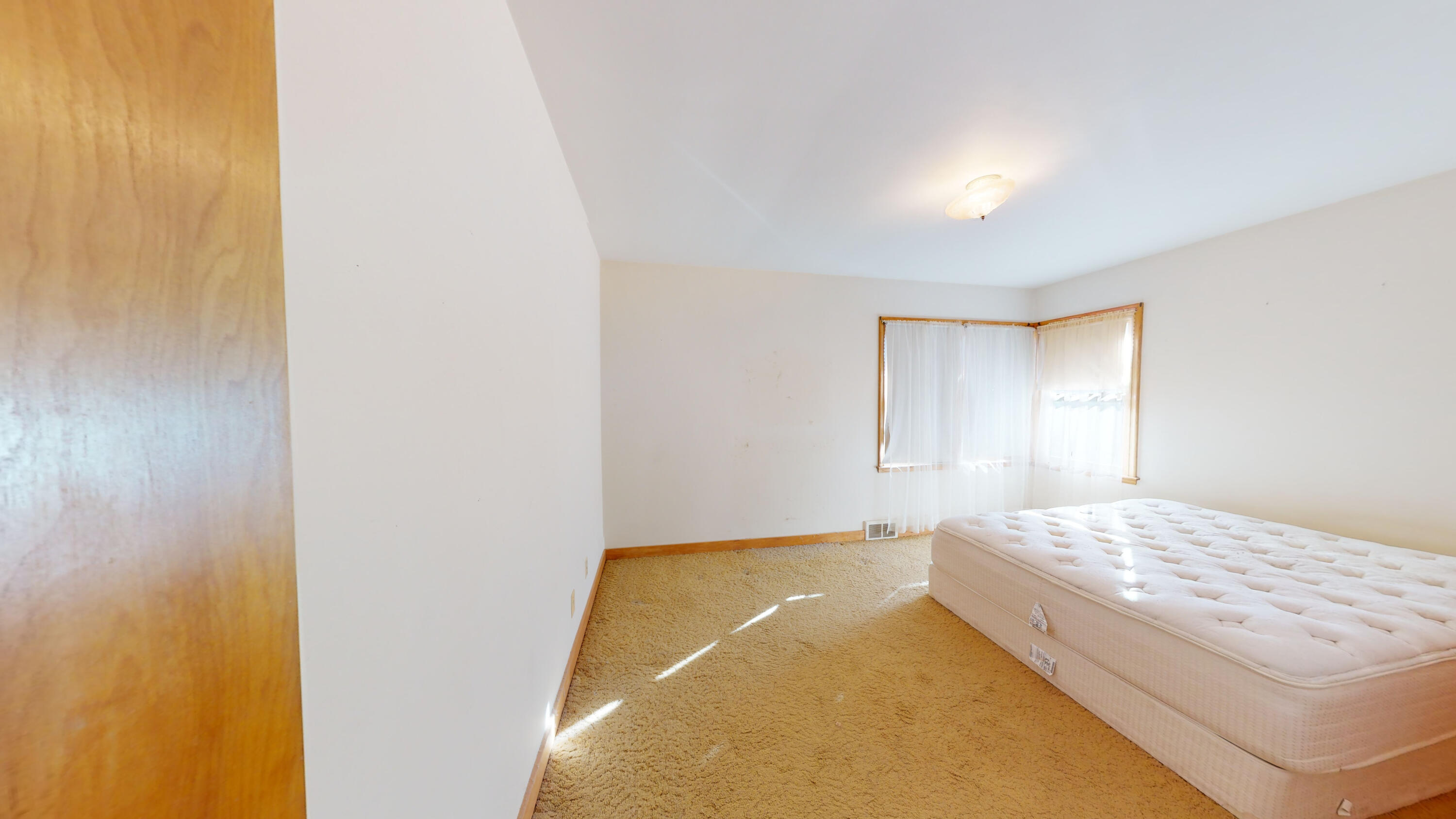 25275 402nd Ave
