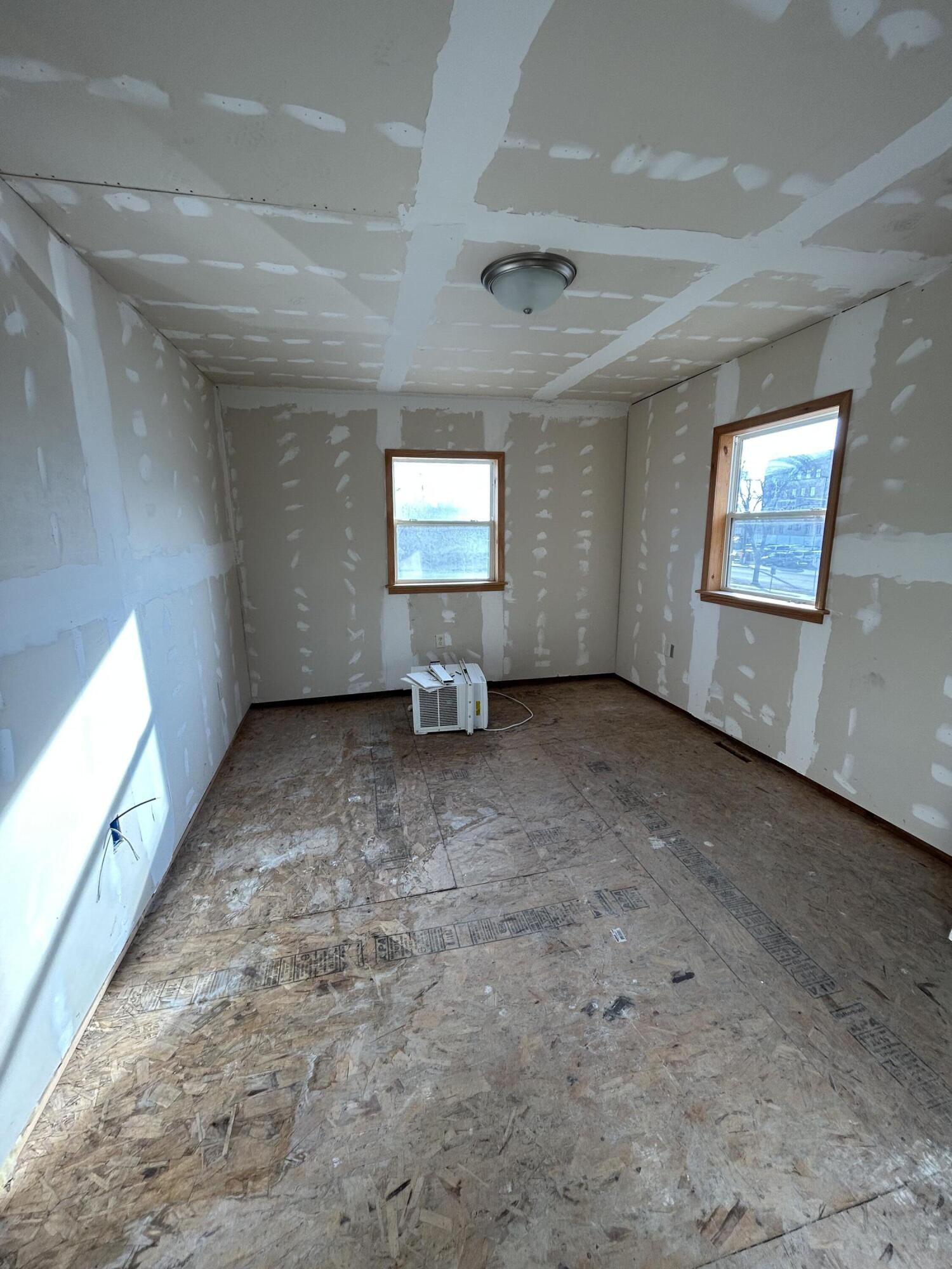 308 E 5th Ave