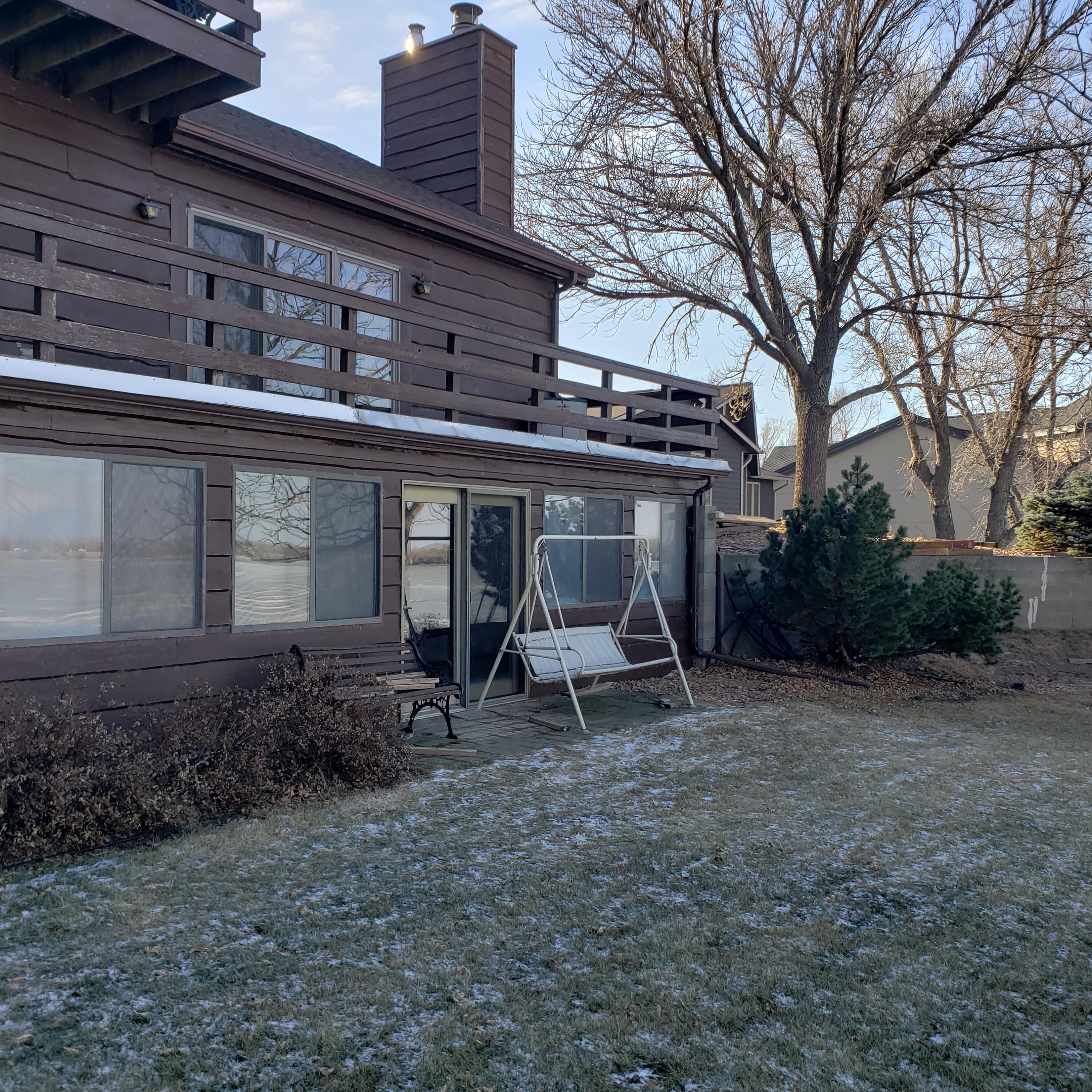 19 W Harmon Dr