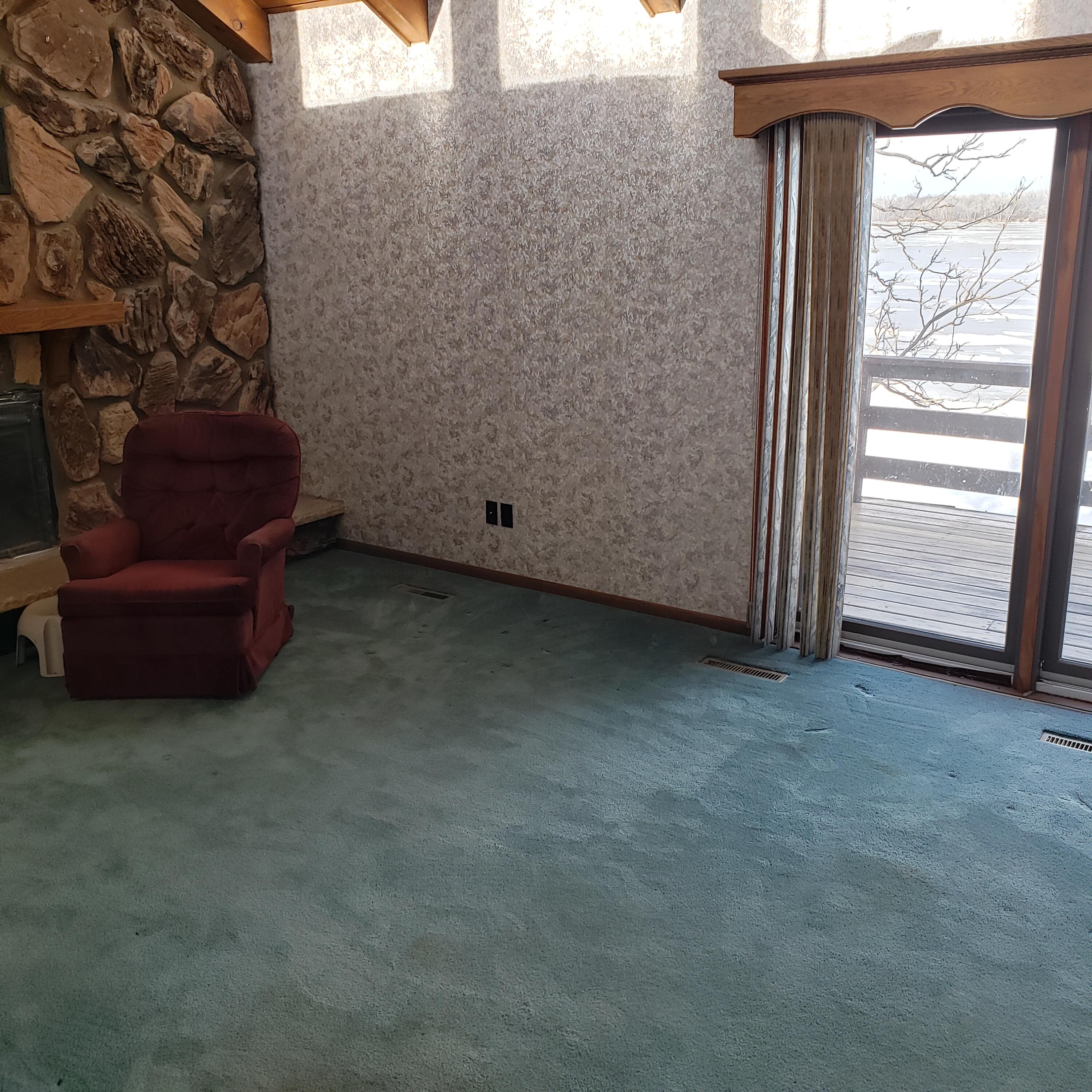 19 W Harmon Dr