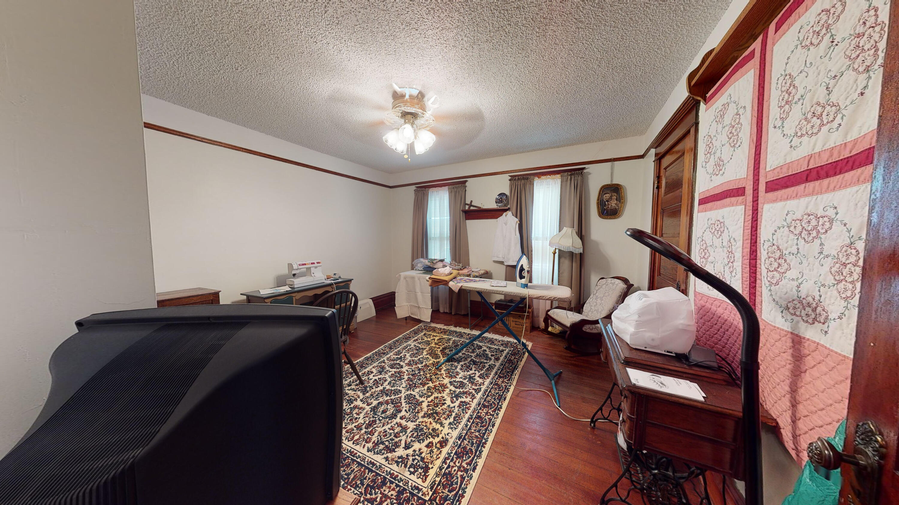 308 W 5th Ave