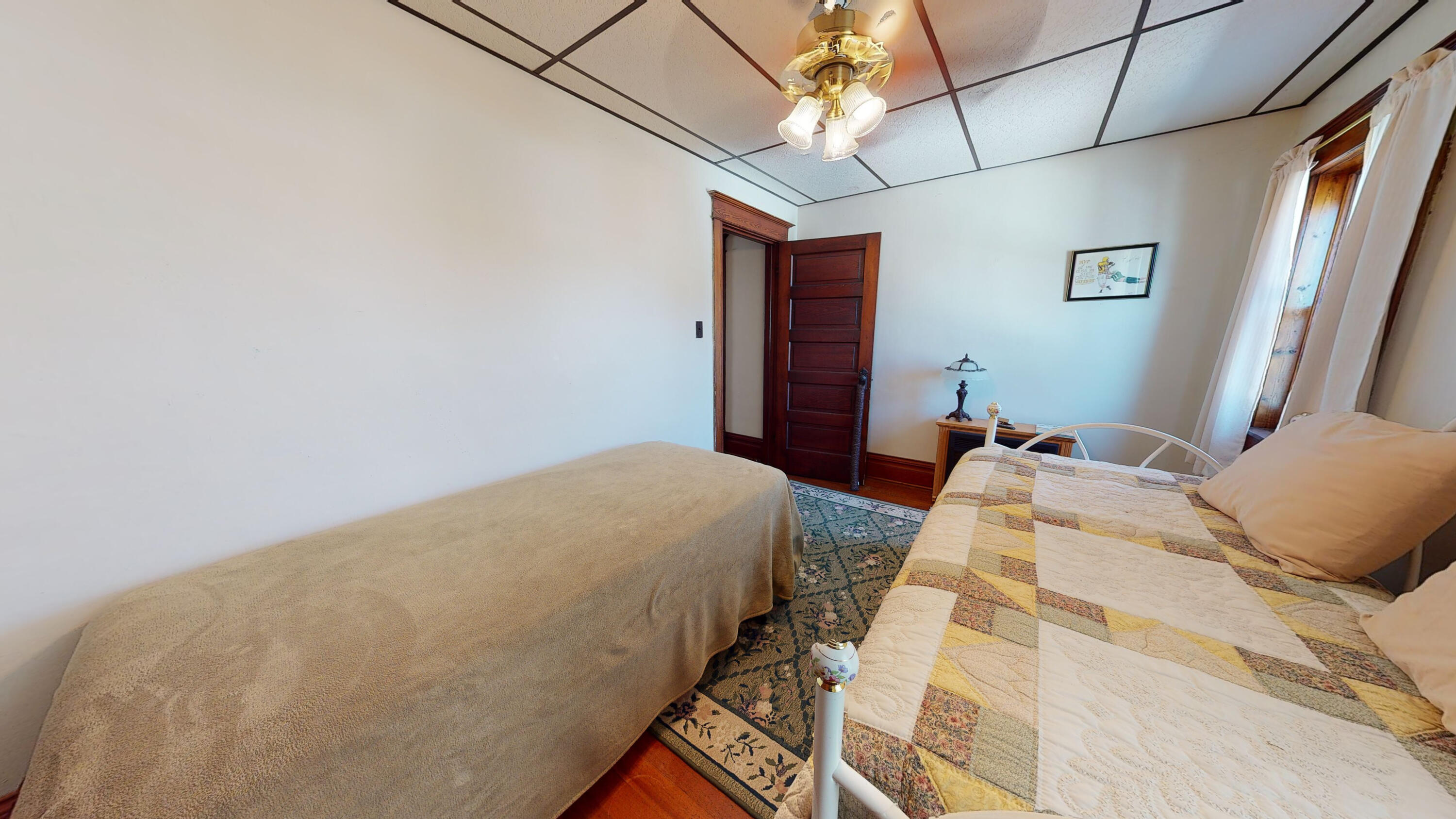 308 W 5th Ave