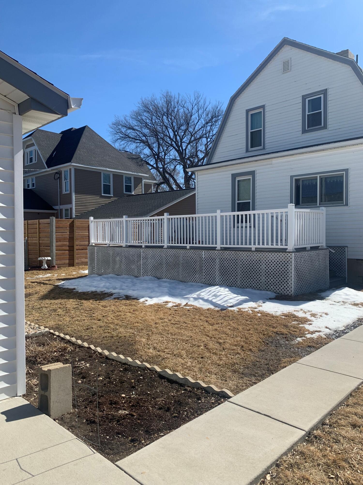 308 W 5th Ave
