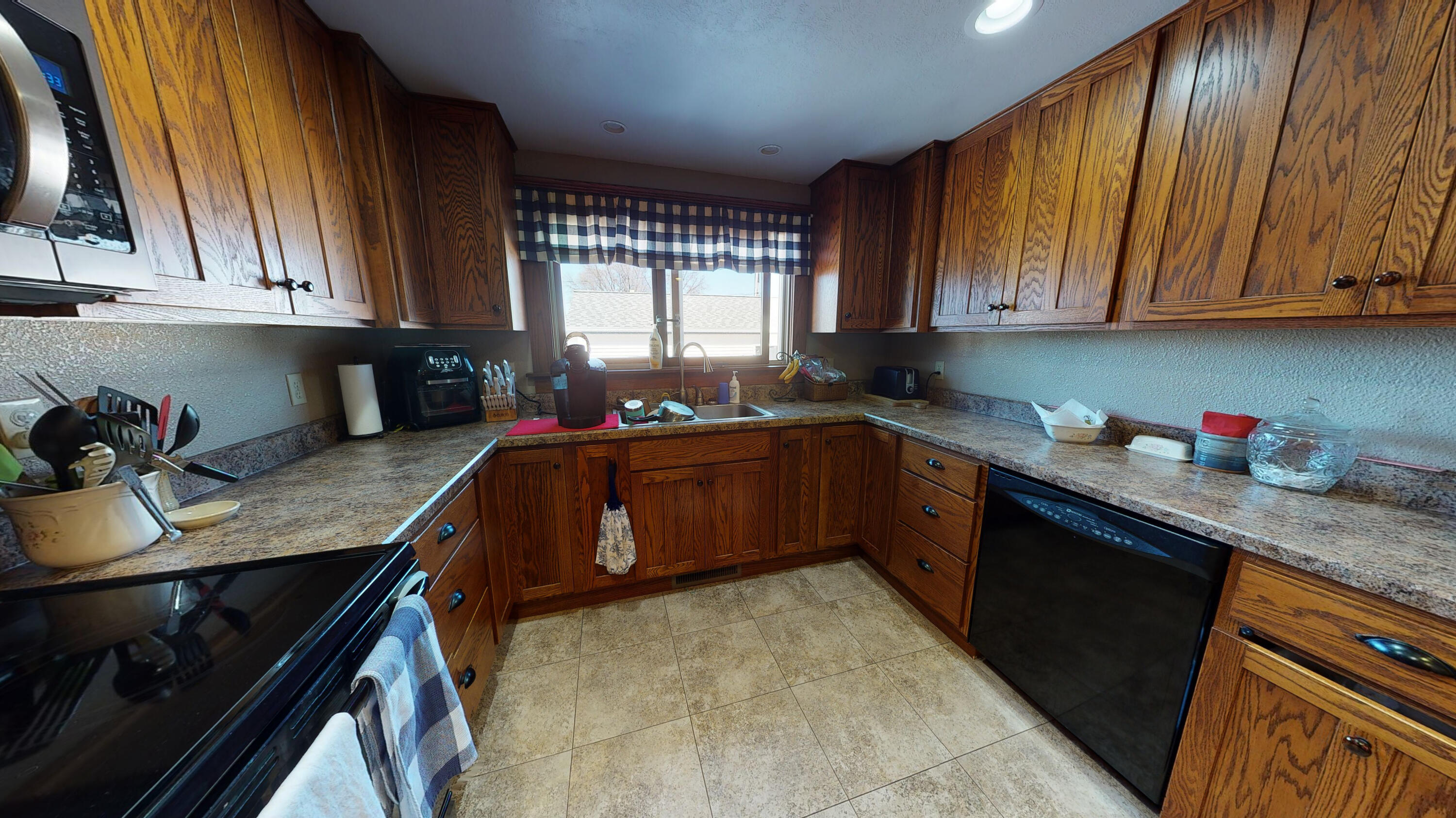 308 W 5th Ave