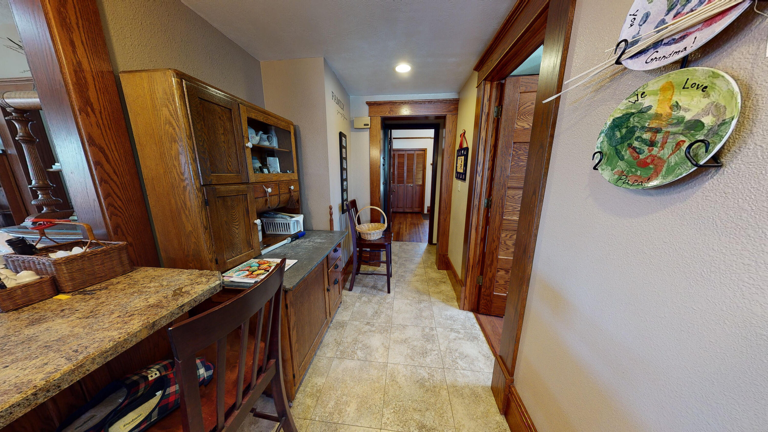 308 W 5th Ave