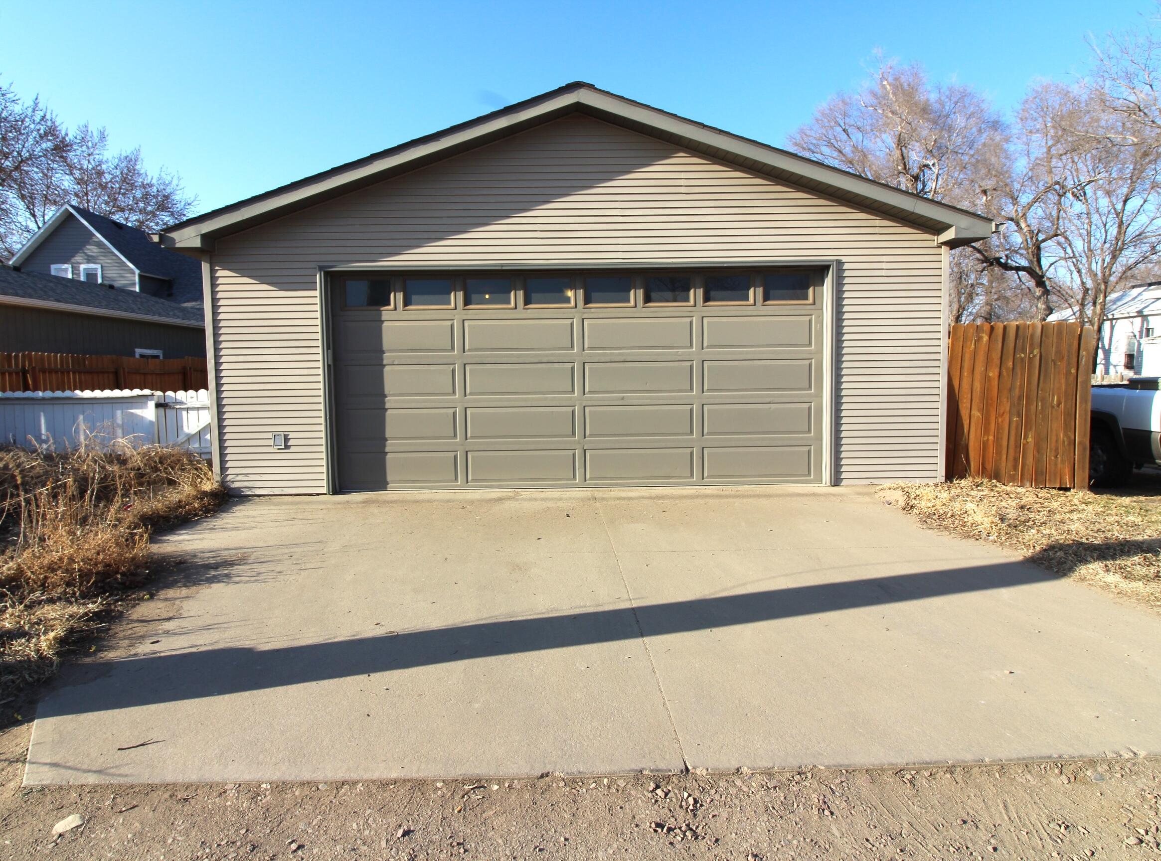 507 E Hanson Ave