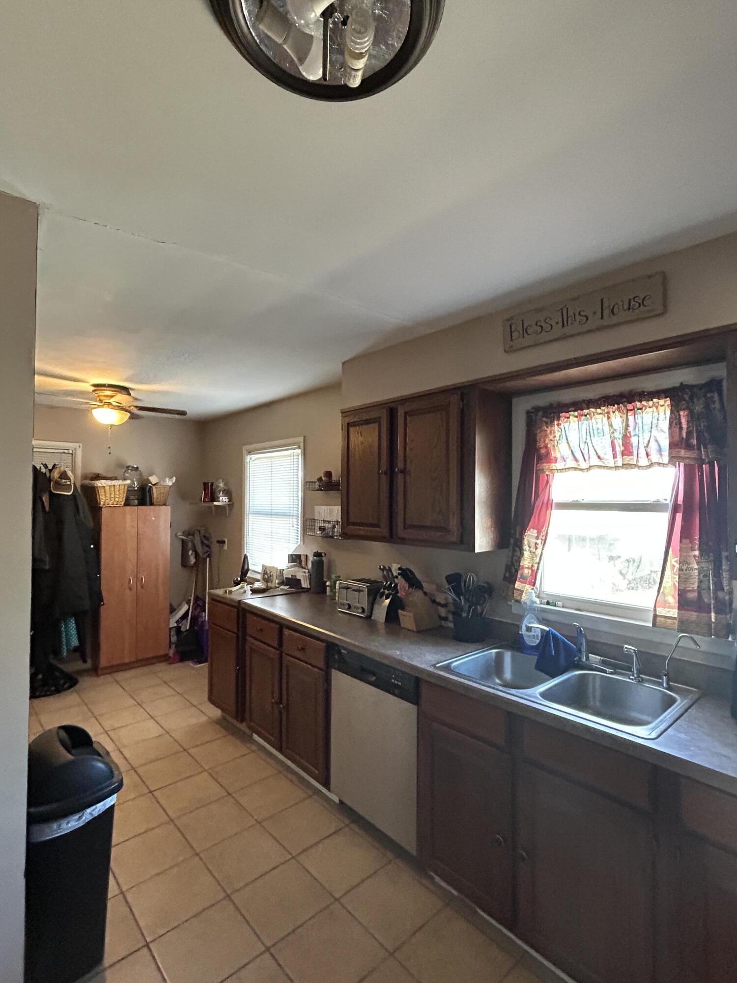 1000 S Sanborn St
