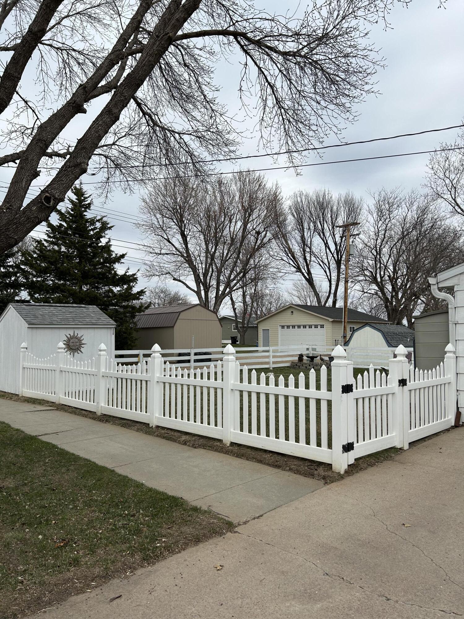 220 W 13th Ave