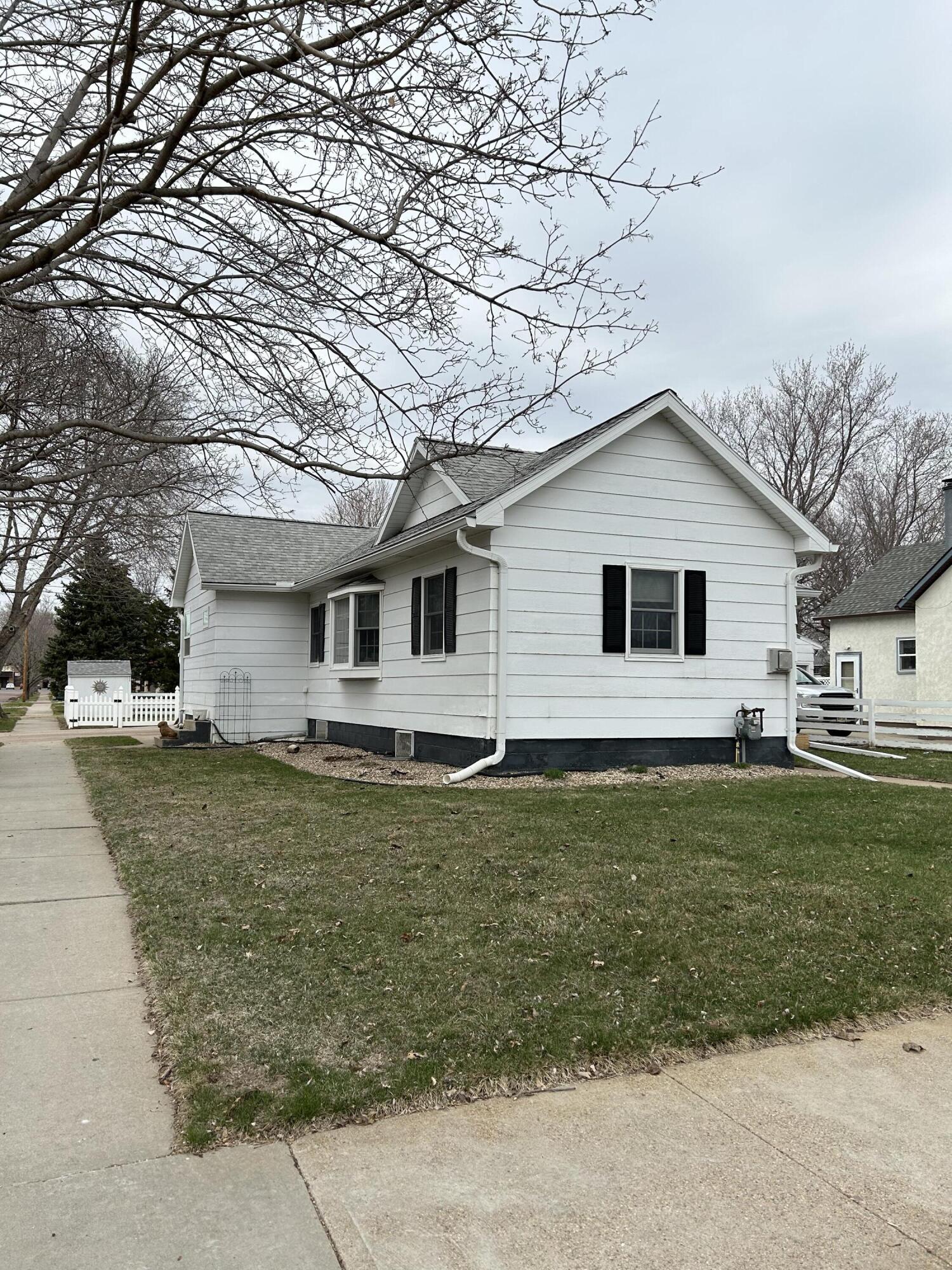 220 W 13th Ave