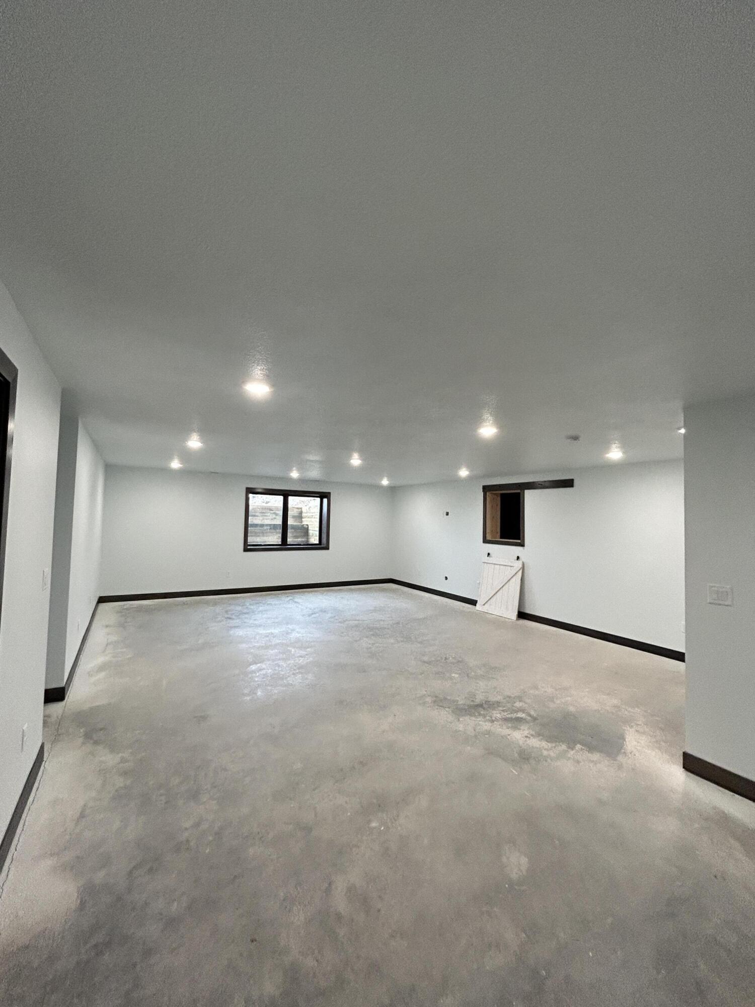 405 Doris Dr