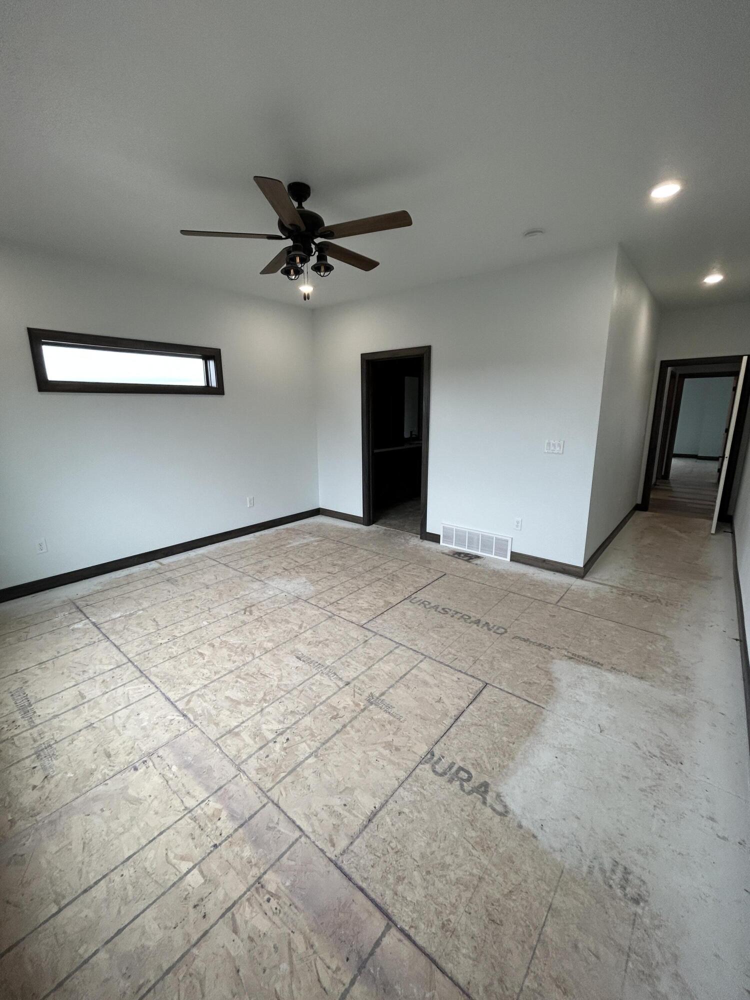 405 Doris Dr