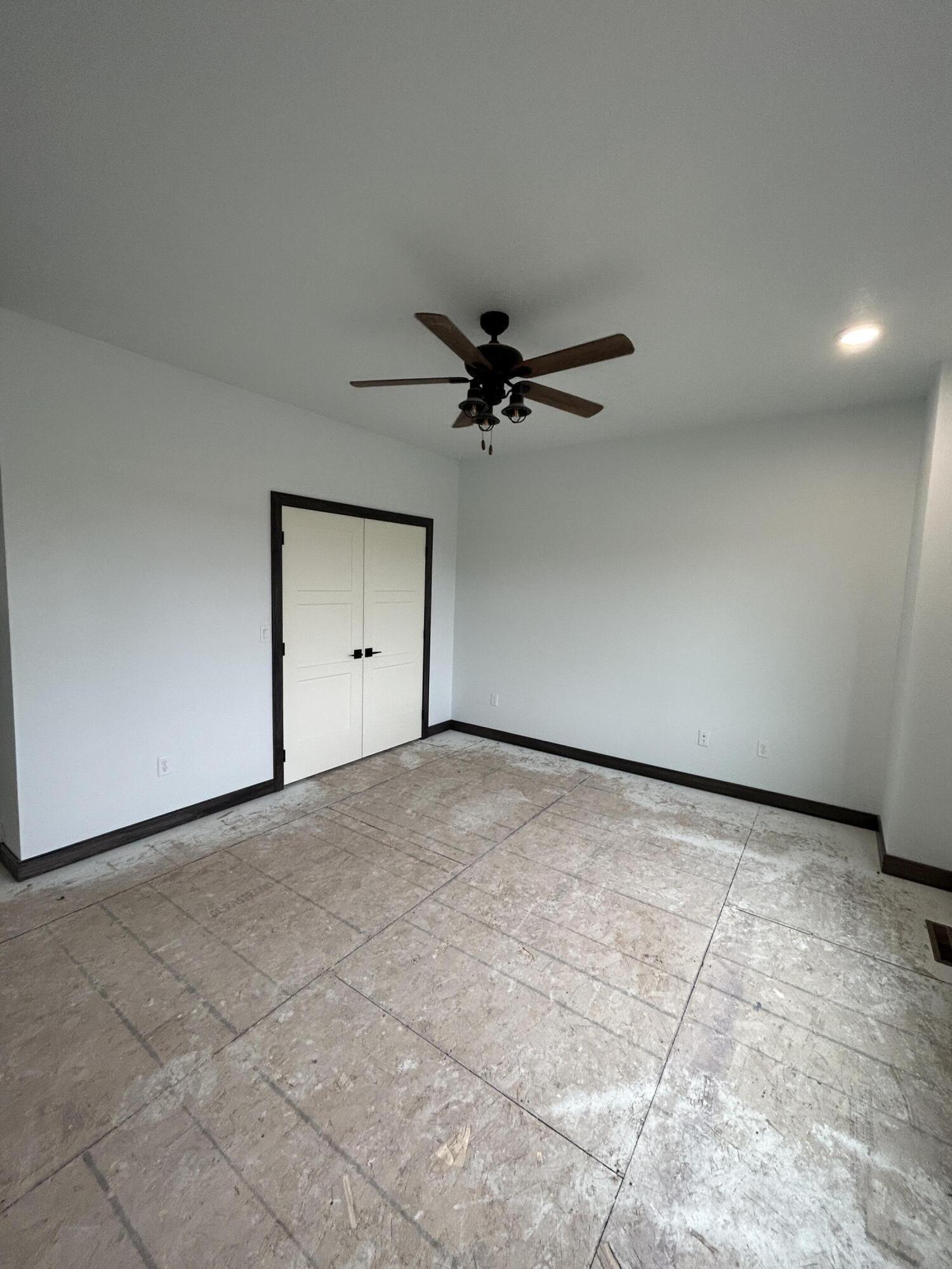 405 Doris Dr