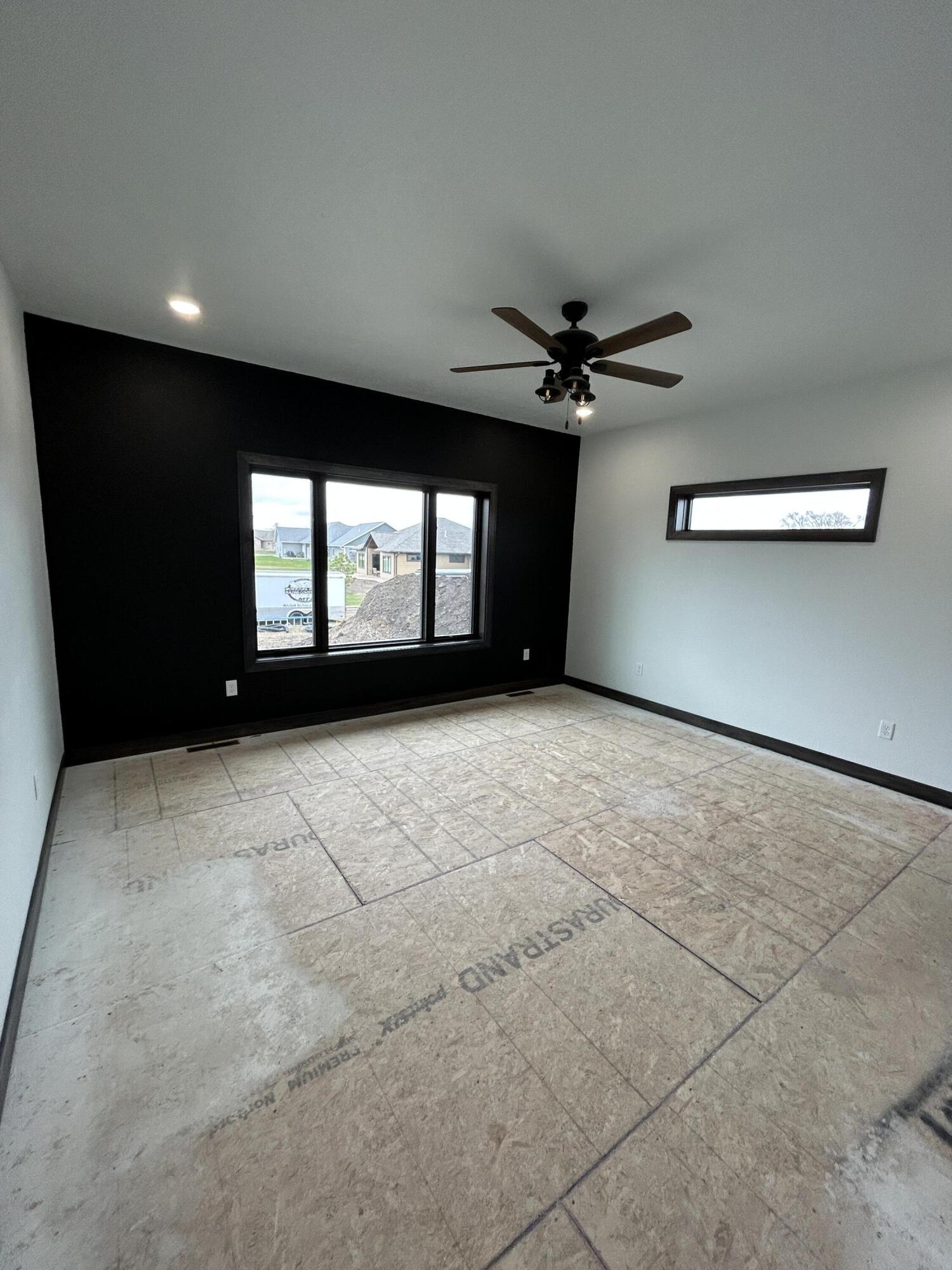 405 Doris Dr