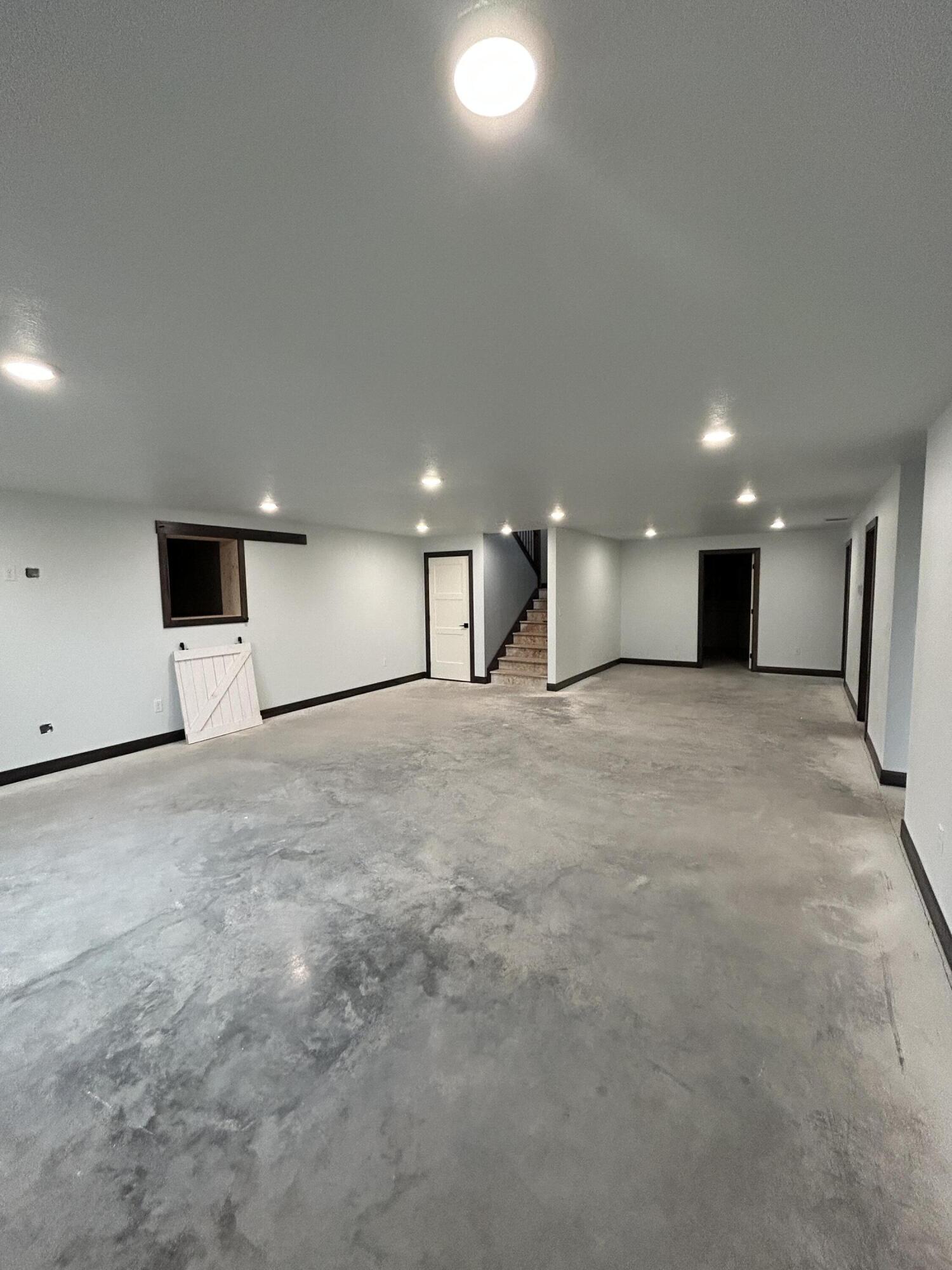 405 Doris Dr