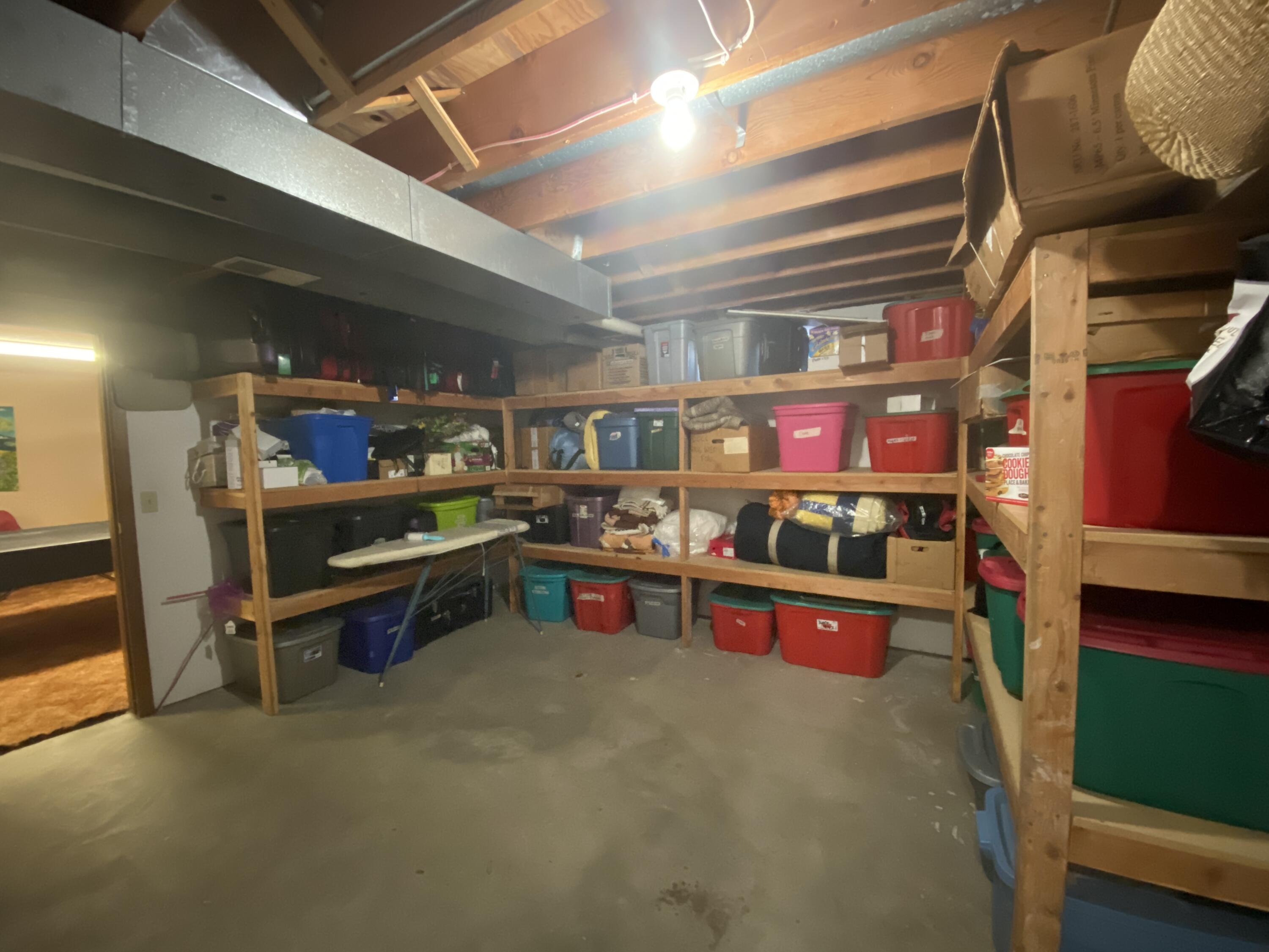 1004 W Cedar Ave