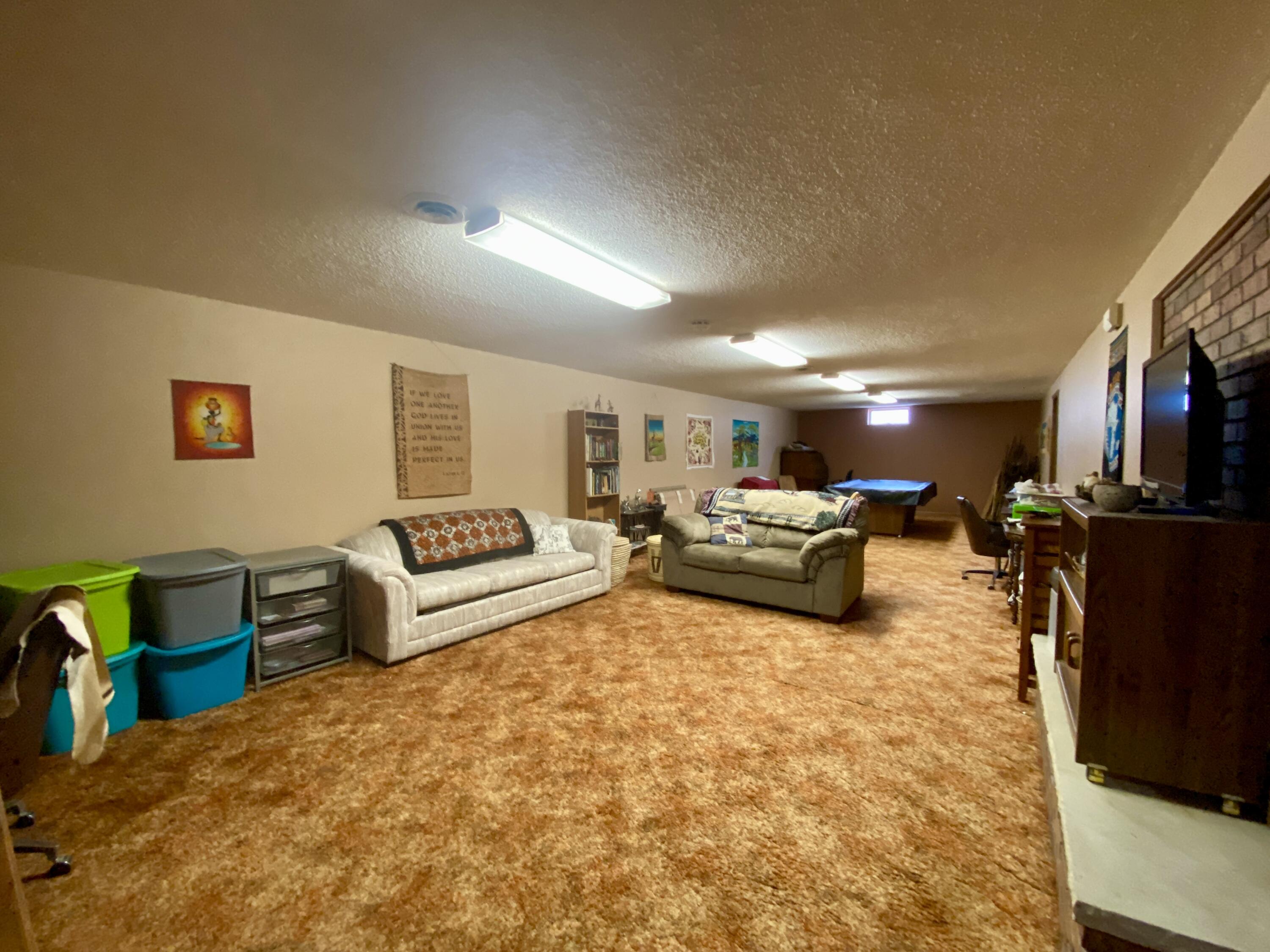 1004 W Cedar Ave