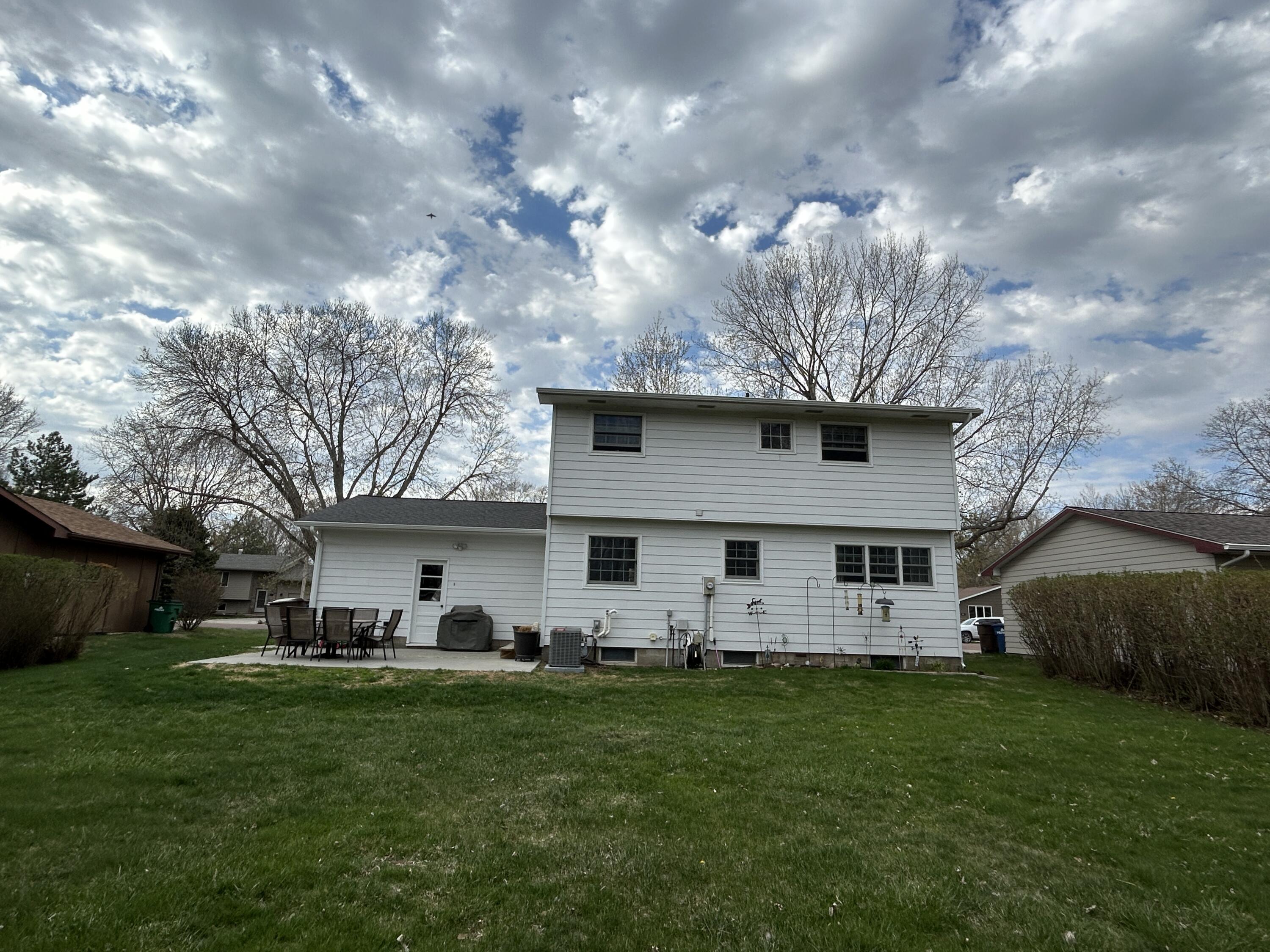 514 E 14th Ave