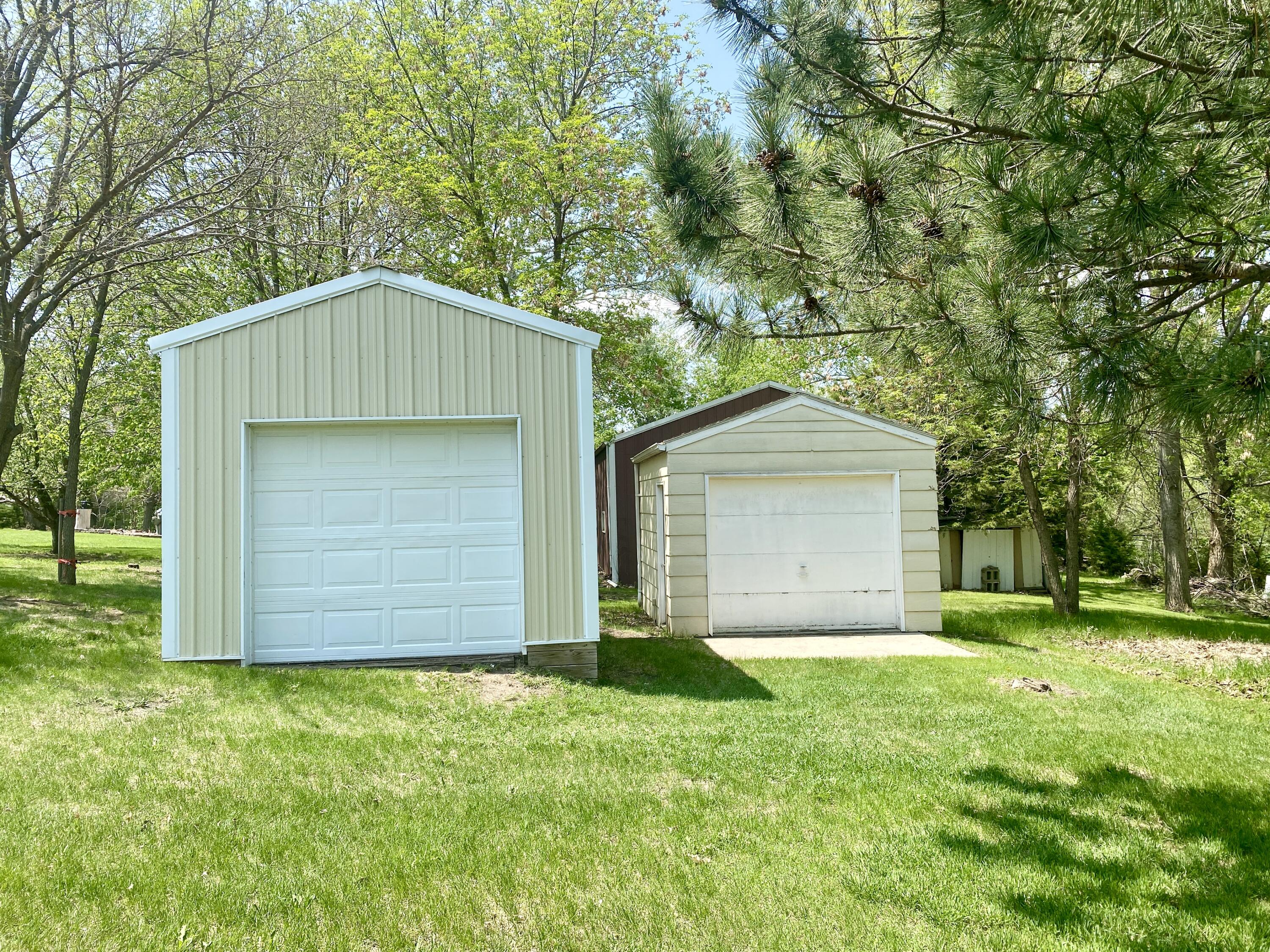 1400 W Hanson Ave
