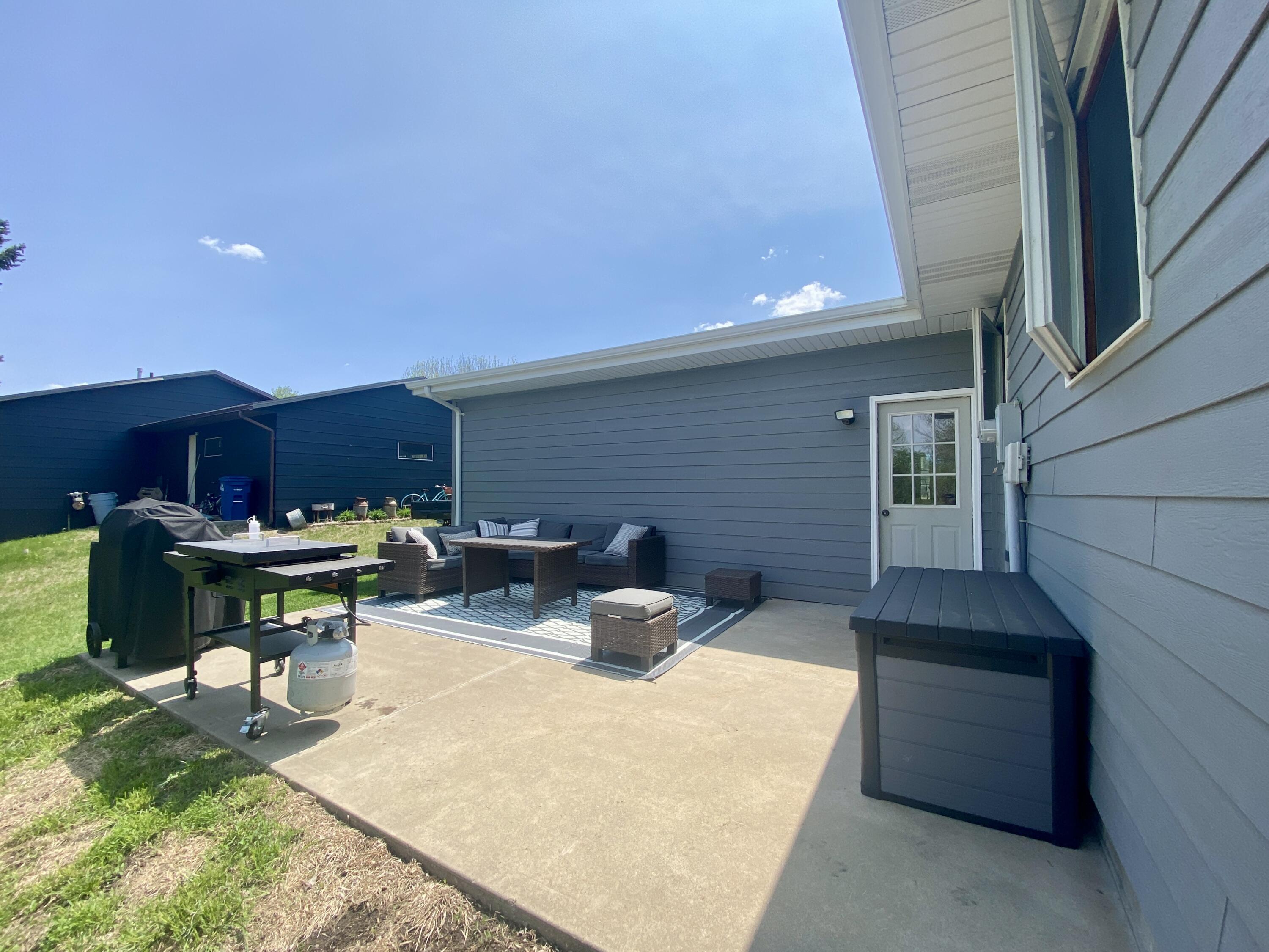 1400 W Hanson Ave
