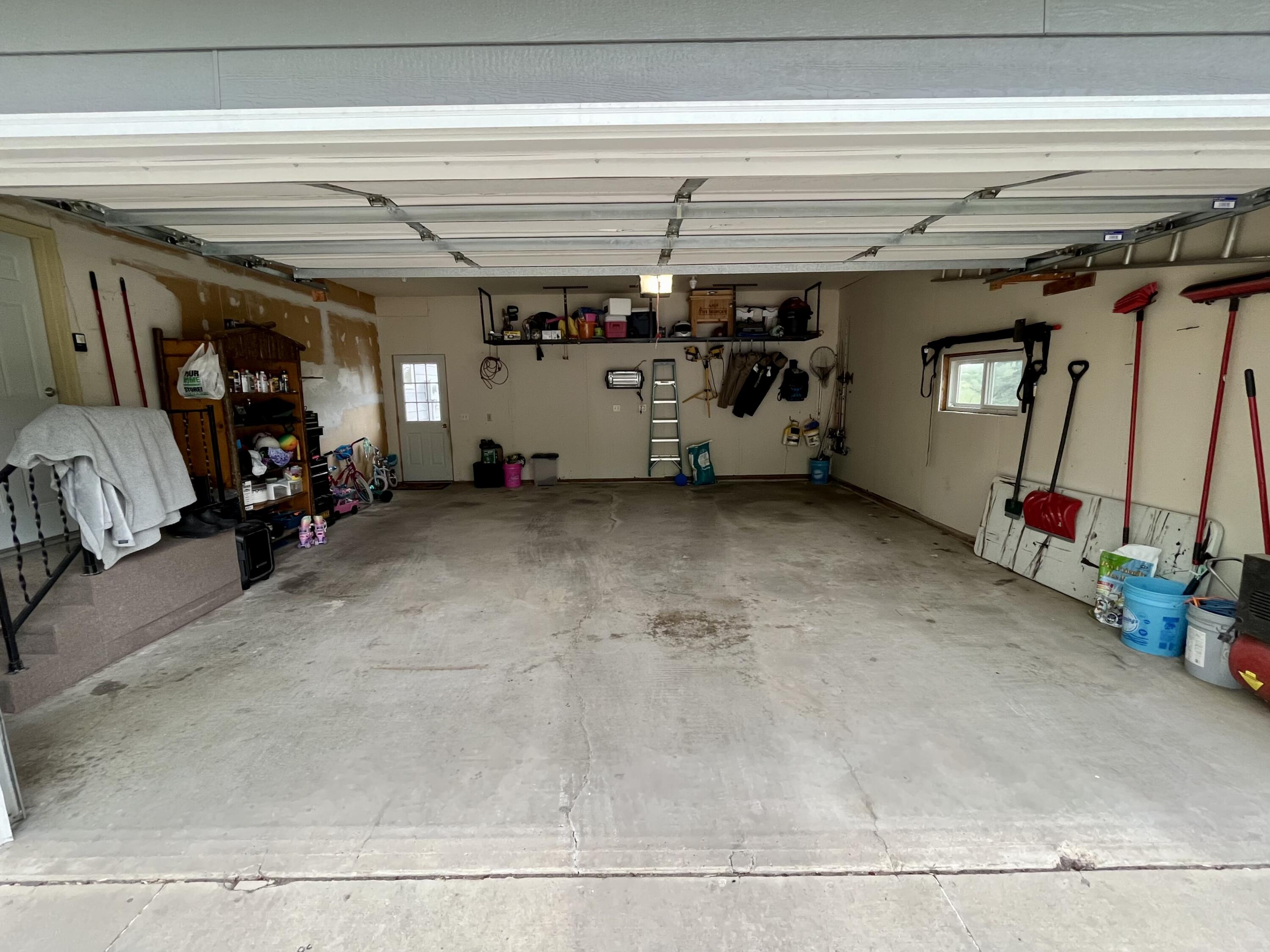 1400 W Hanson Ave