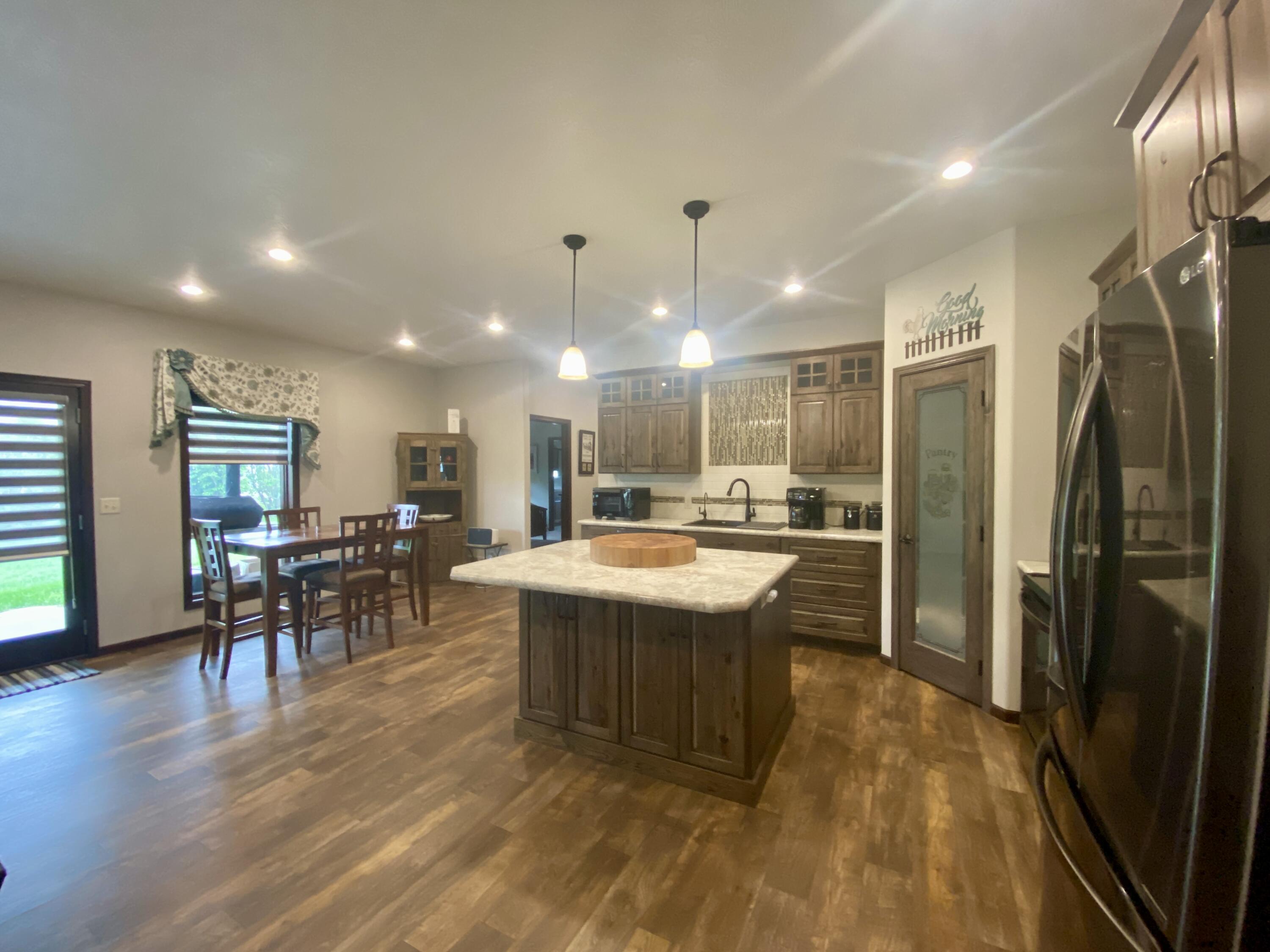 720 Carl Rd