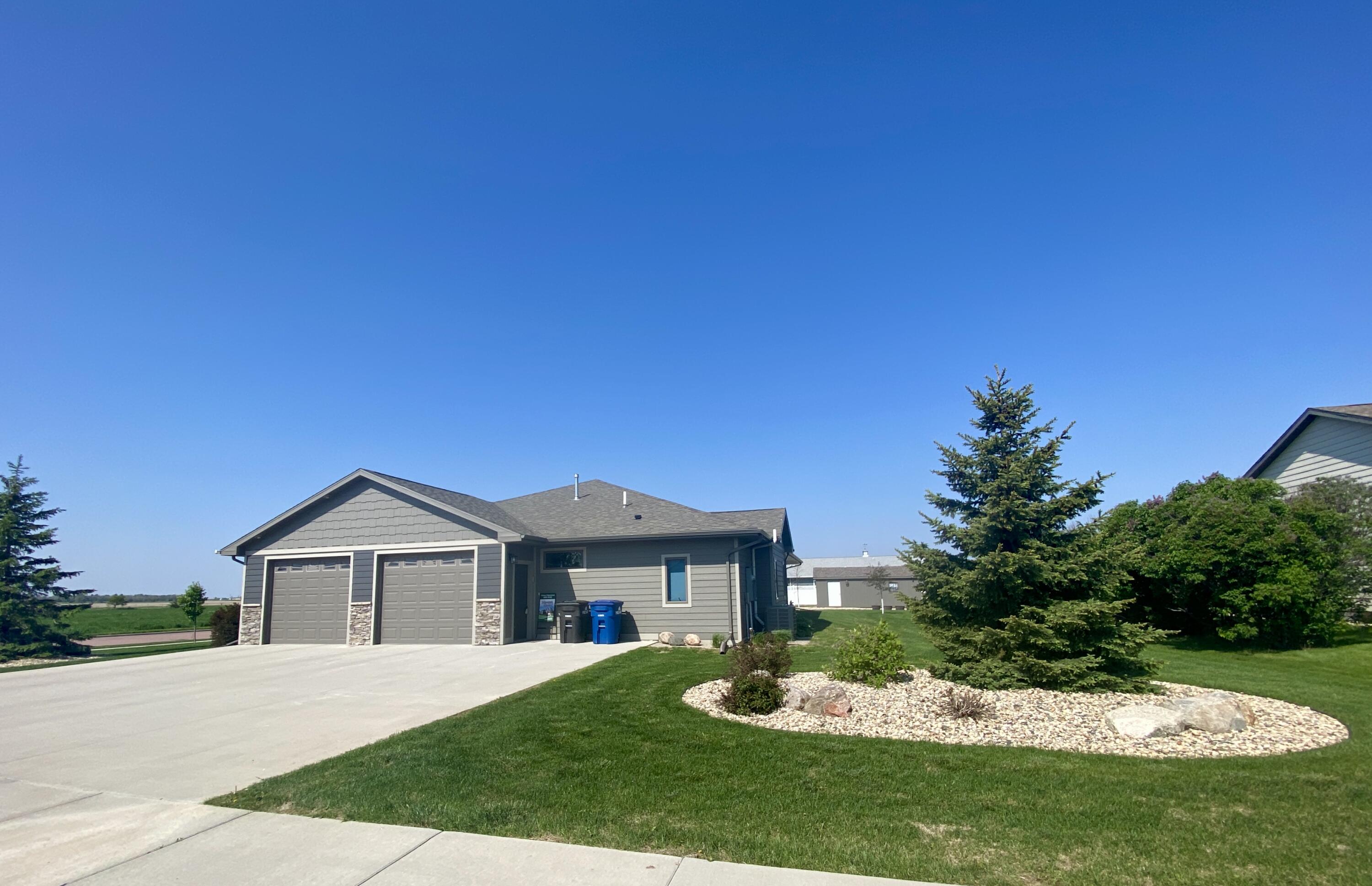 720 Carl Rd