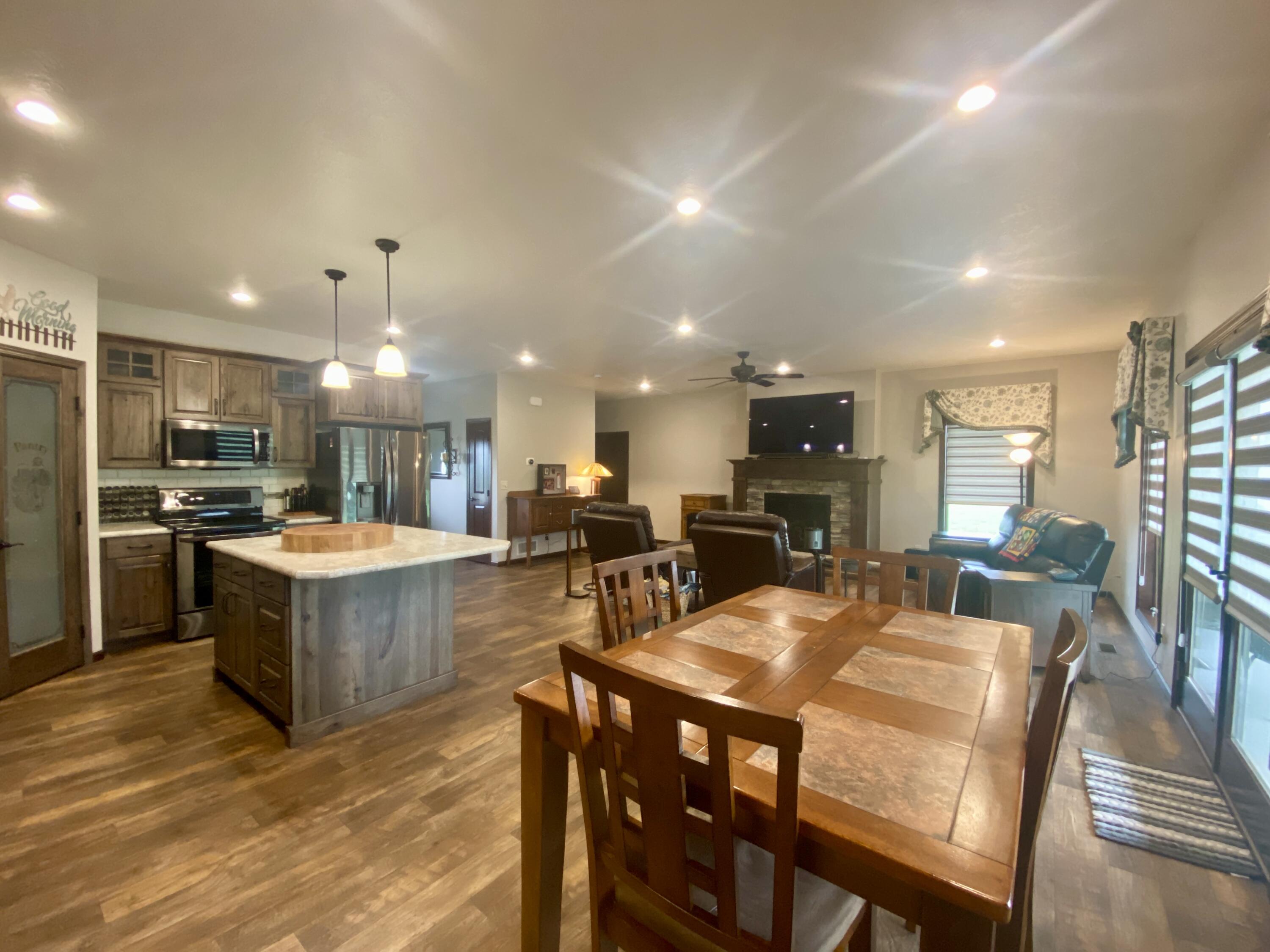 720 Carl Rd