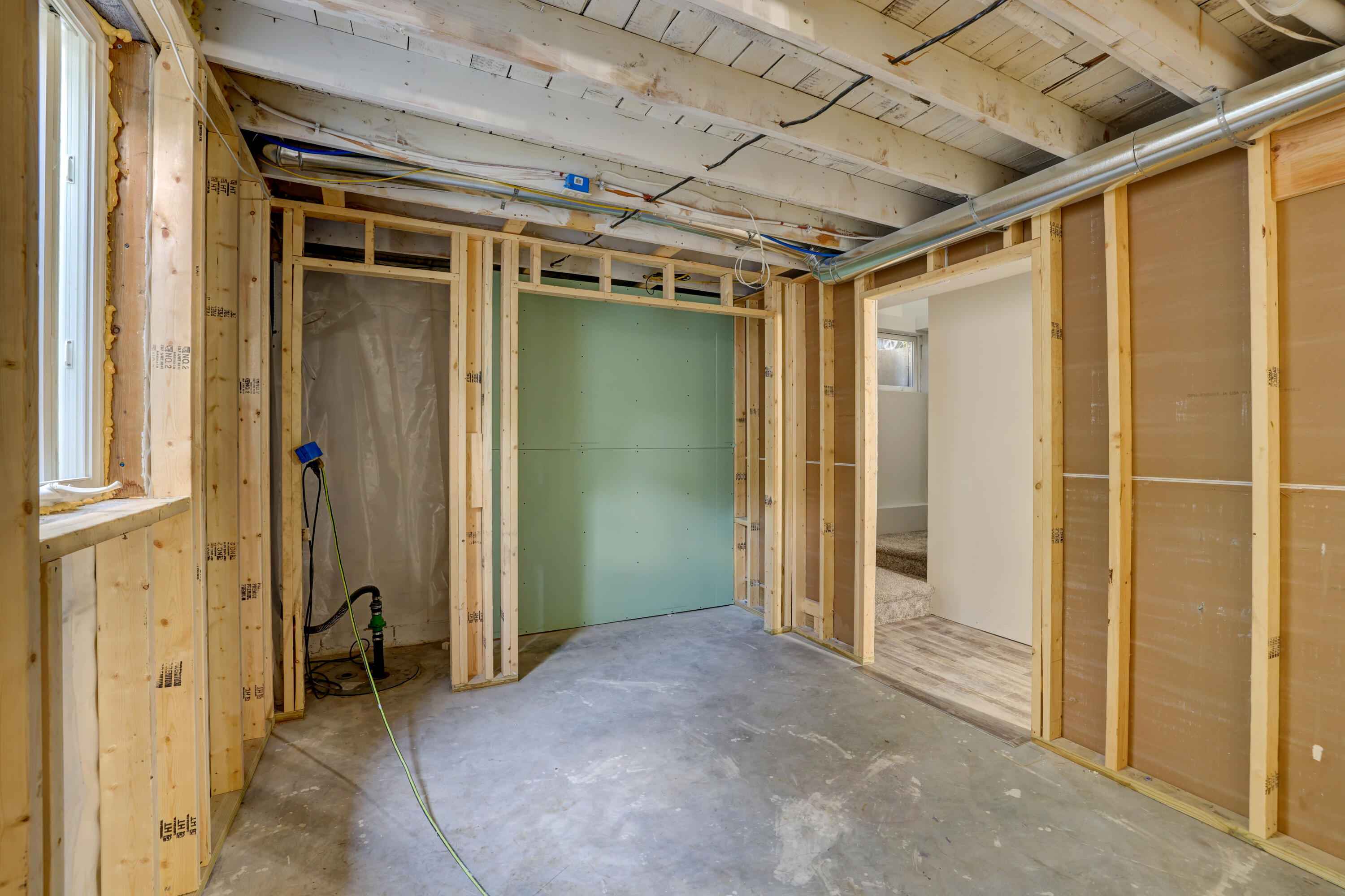 701 E 4th Ave