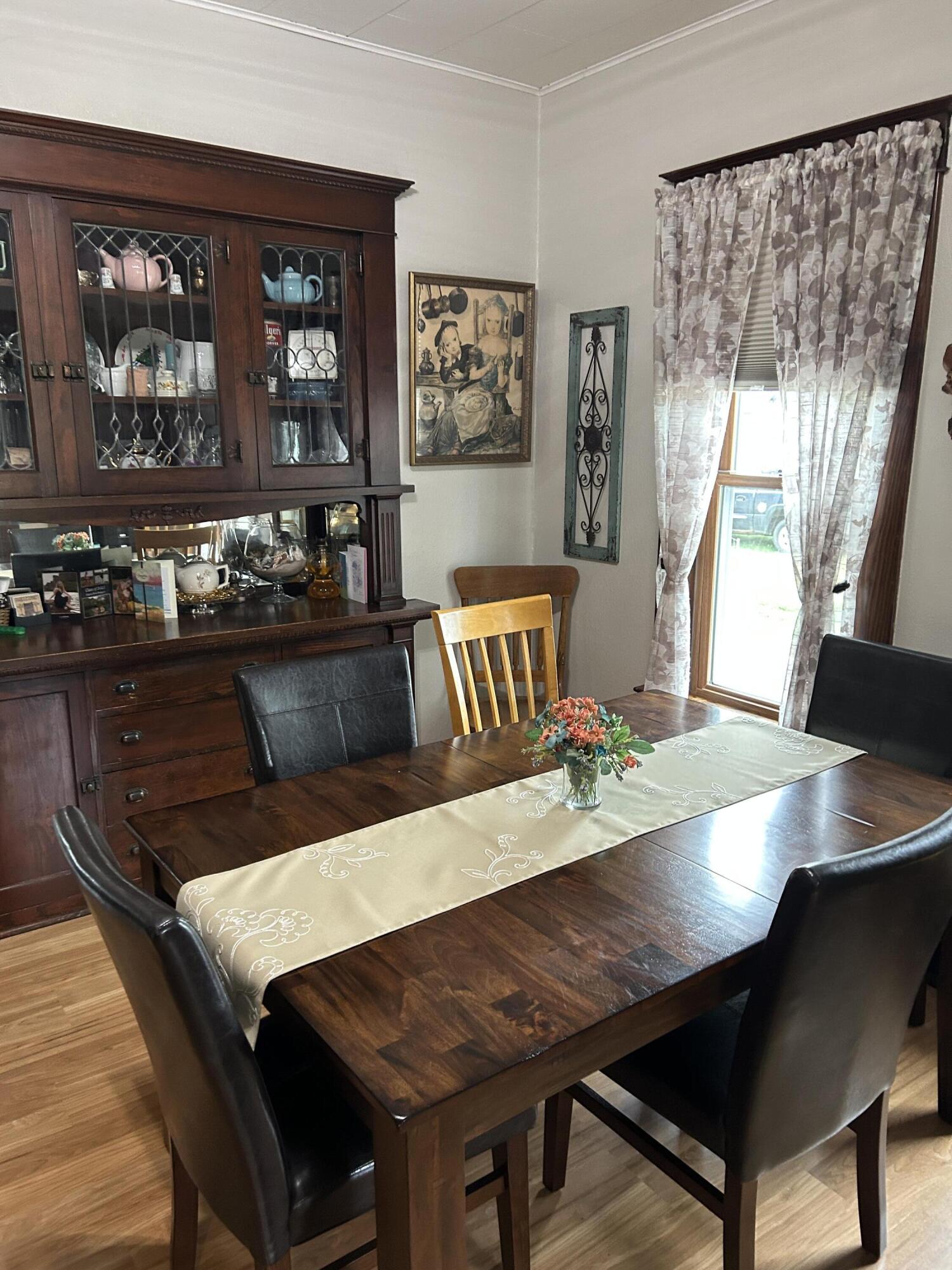 106 S Vilhauer St