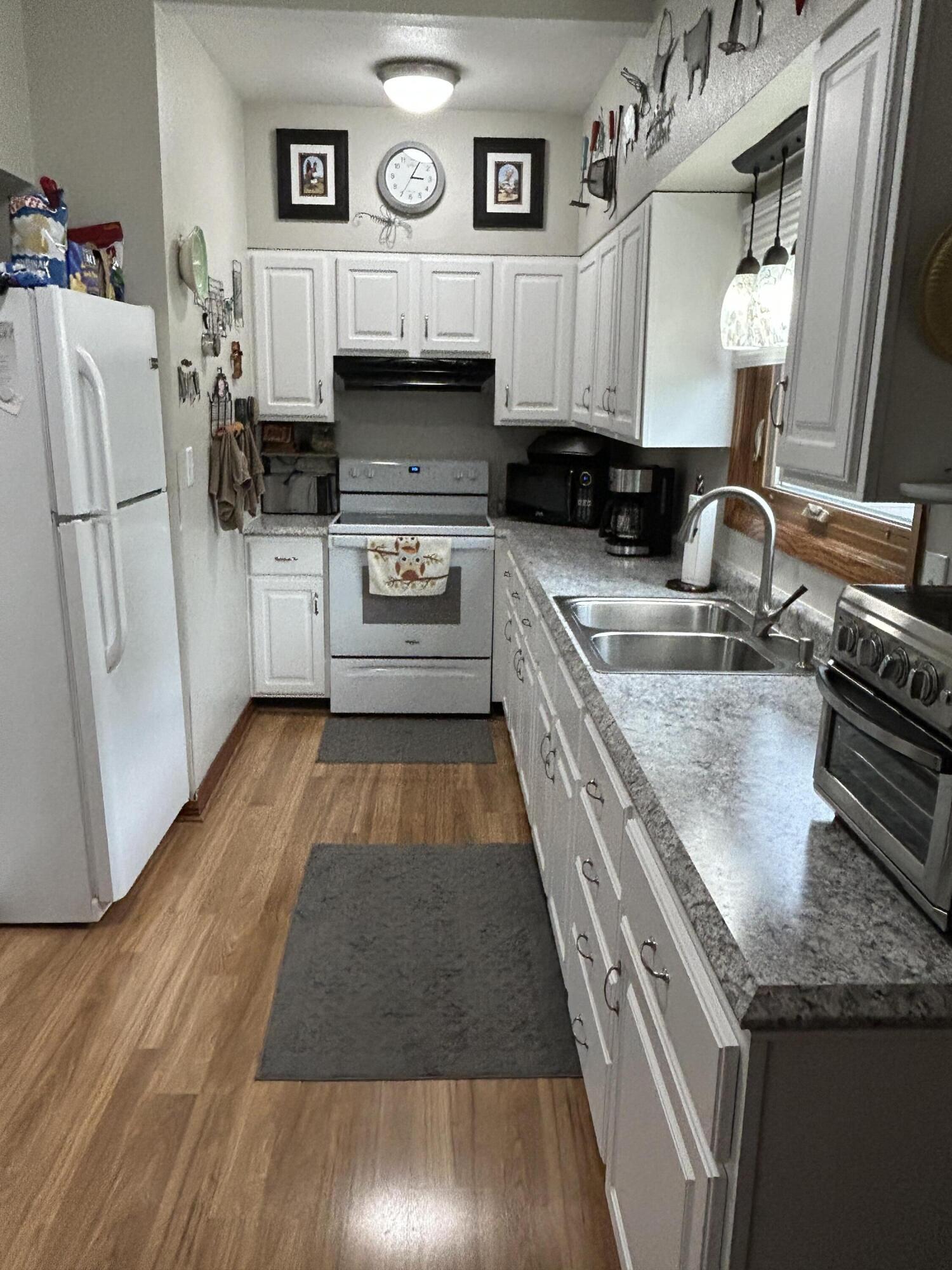 106 S Vilhauer St
